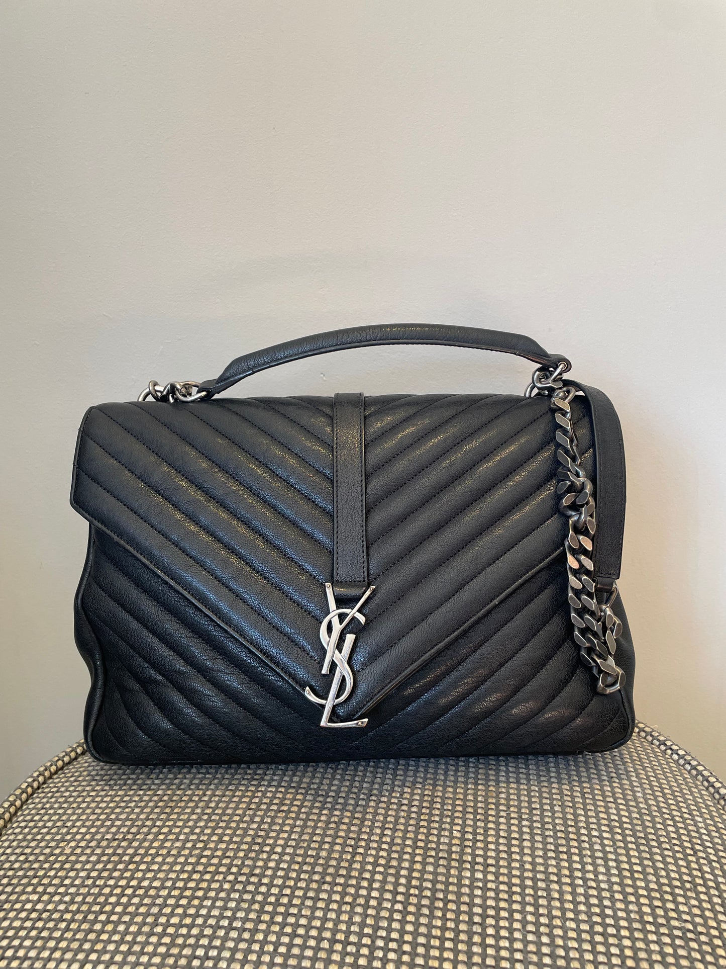 Preloved Saint Laurent Matelasse Chevron Monogram College Bag, Large