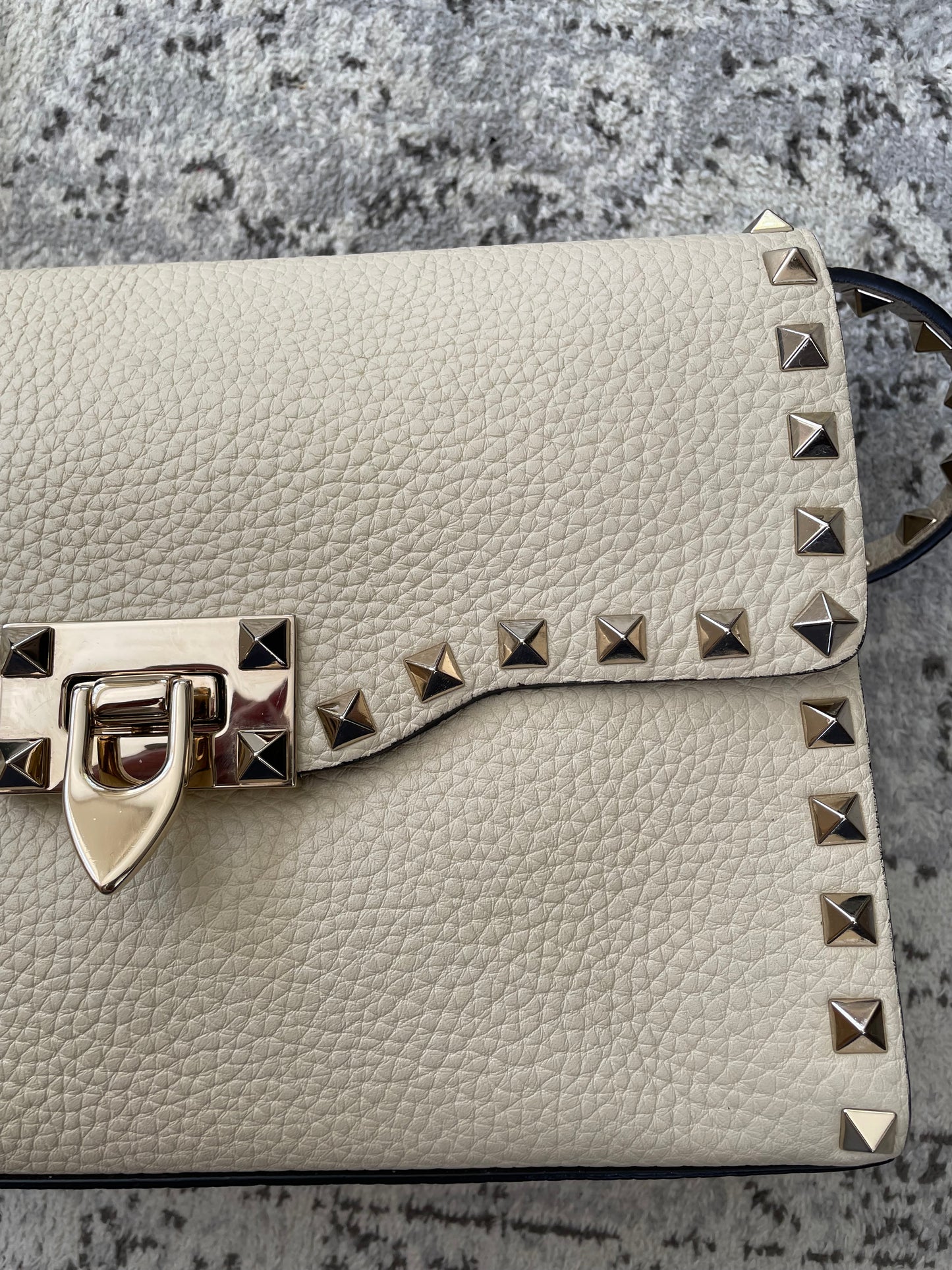 Preloved Valentino Garavani Rockstud Soft Shoulder Bag, Medium