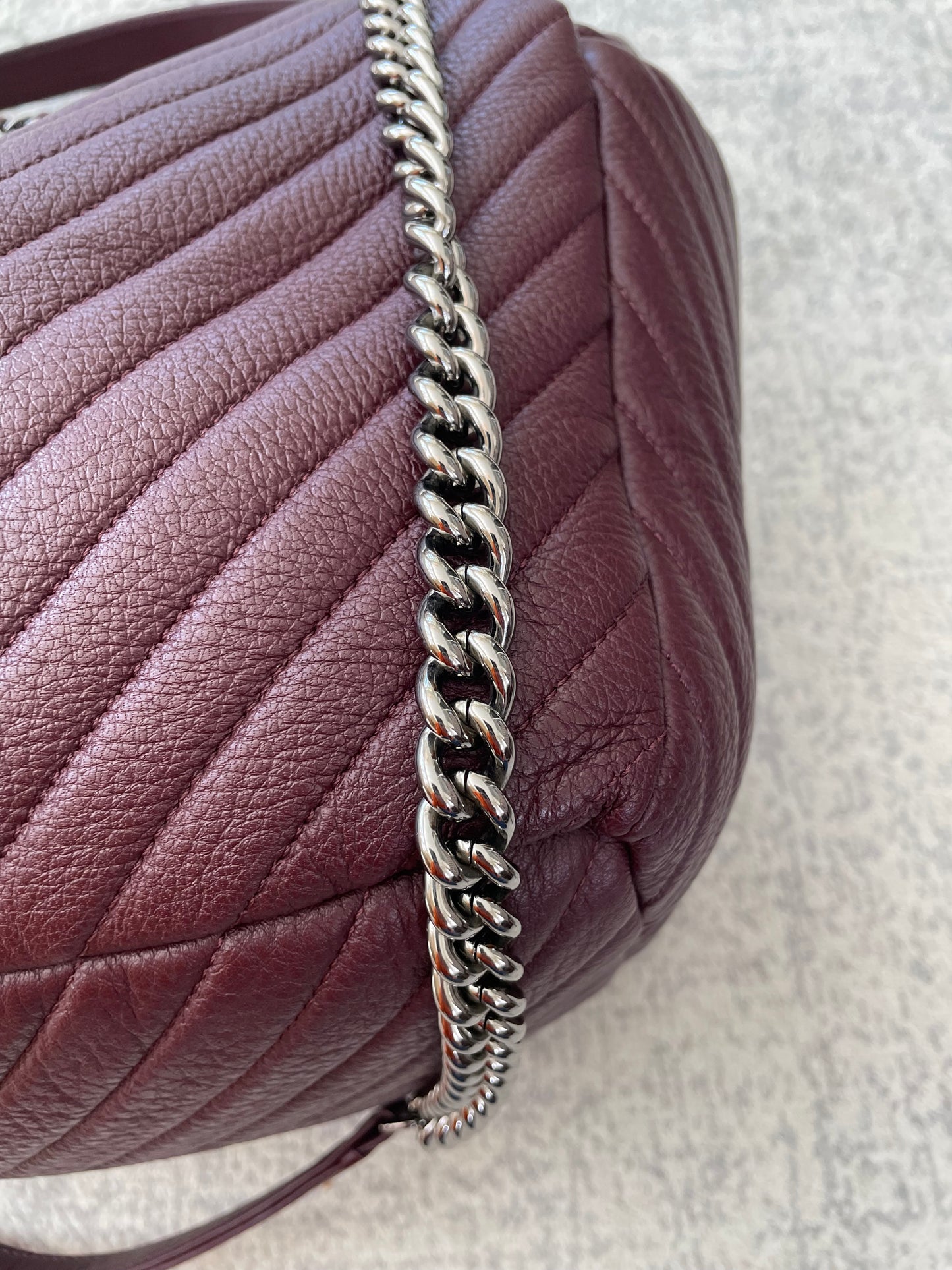 Preloved Chanel CC Gabriel Chevron Bucket Bag, Large