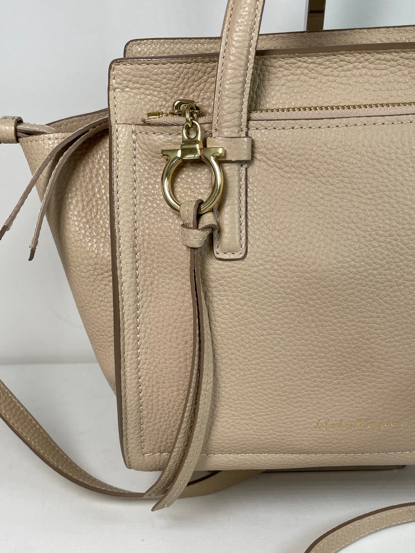 Preloved Salvatore Ferragamo Double Handle Amy Tote Bag, Small