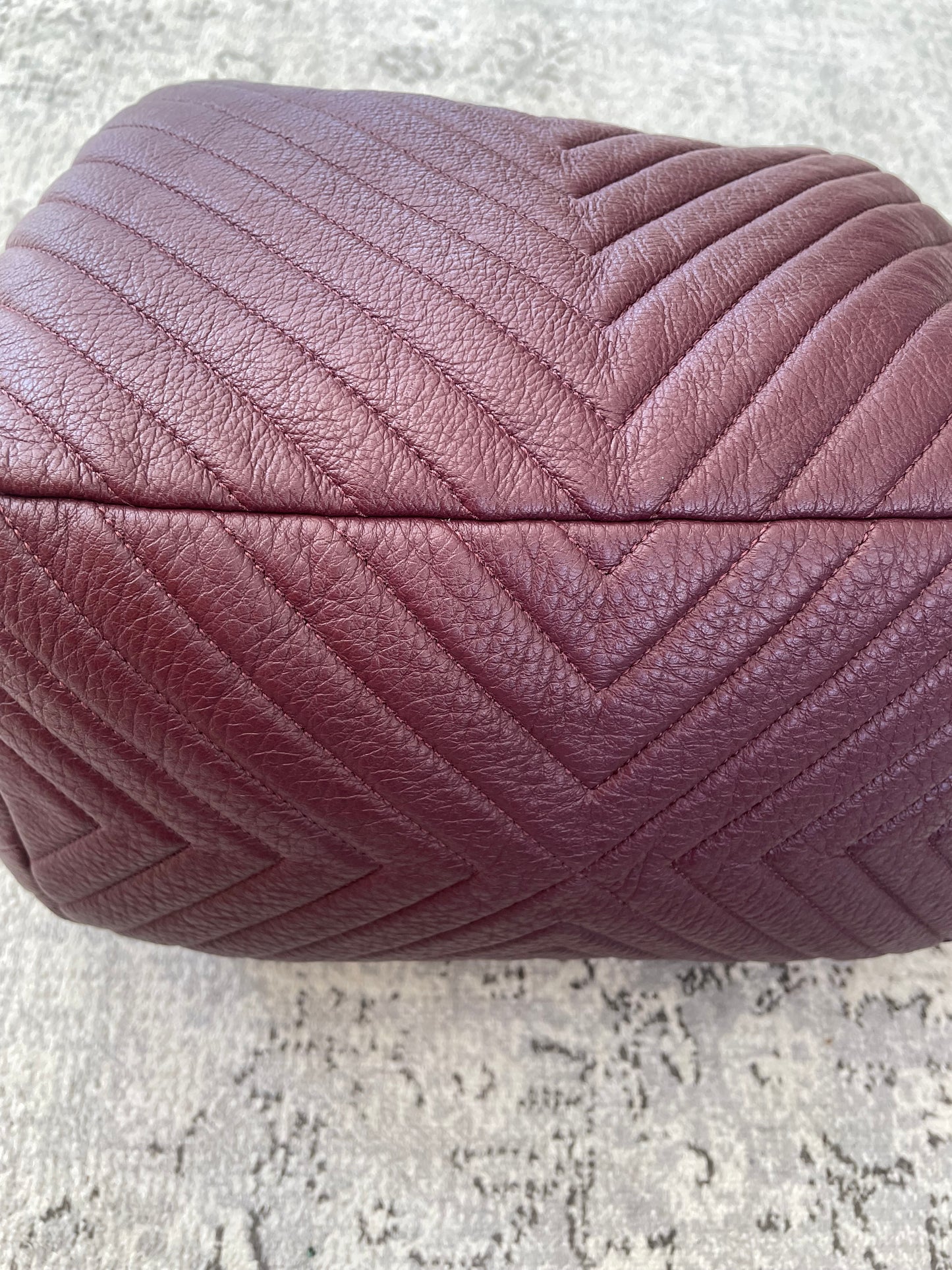 Preloved Chanel CC Gabriel Chevron Bucket Bag, Large