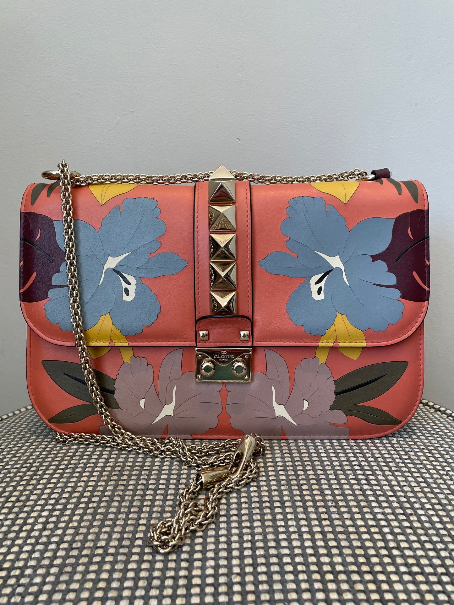 Preloved Valentino Garavani, Vitello Floral Glam Lock Rockstud Flap bag, Medium