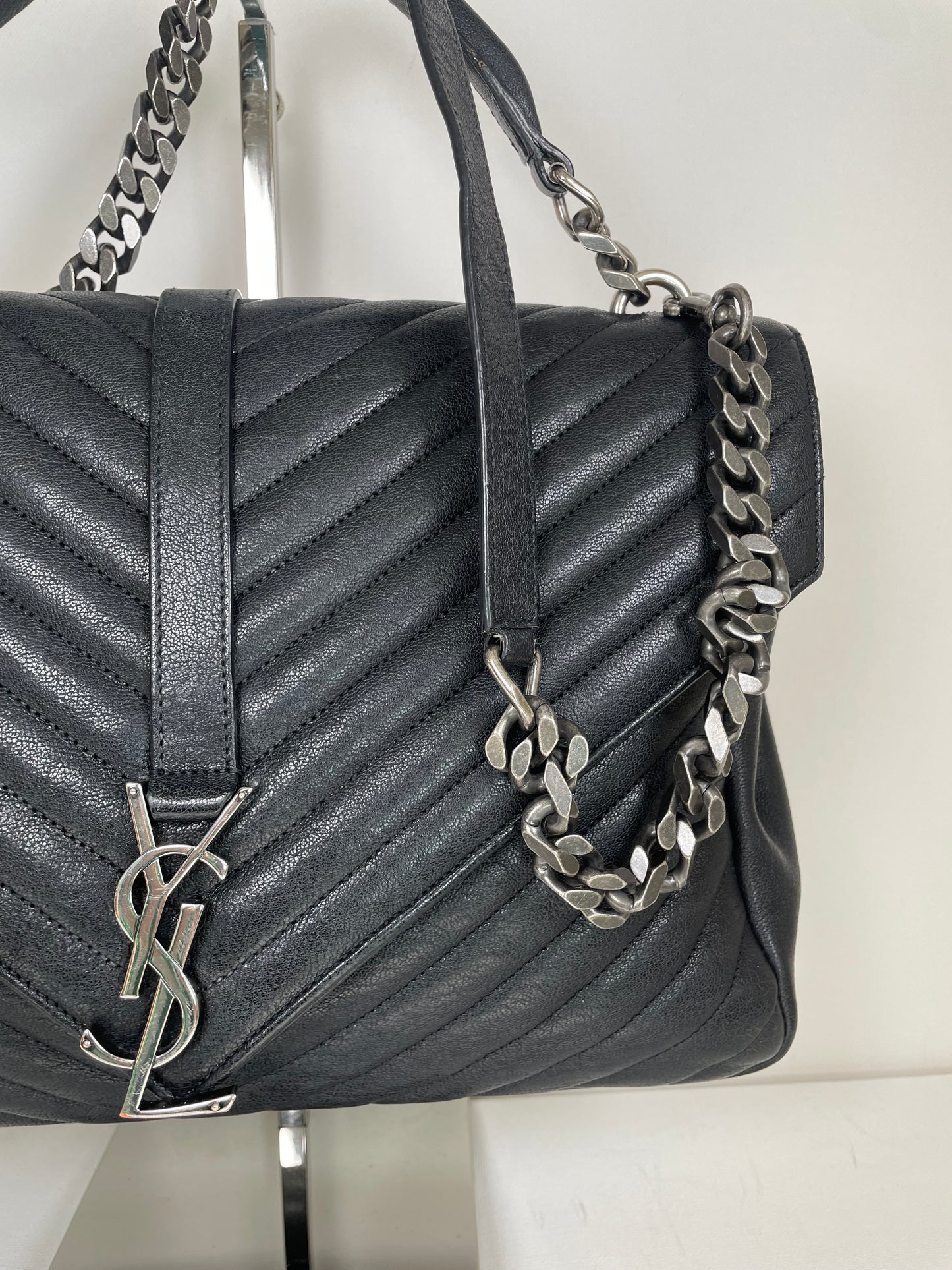 Preloved Saint Laurent Matelasse Chevron Monogram College Bag, Large