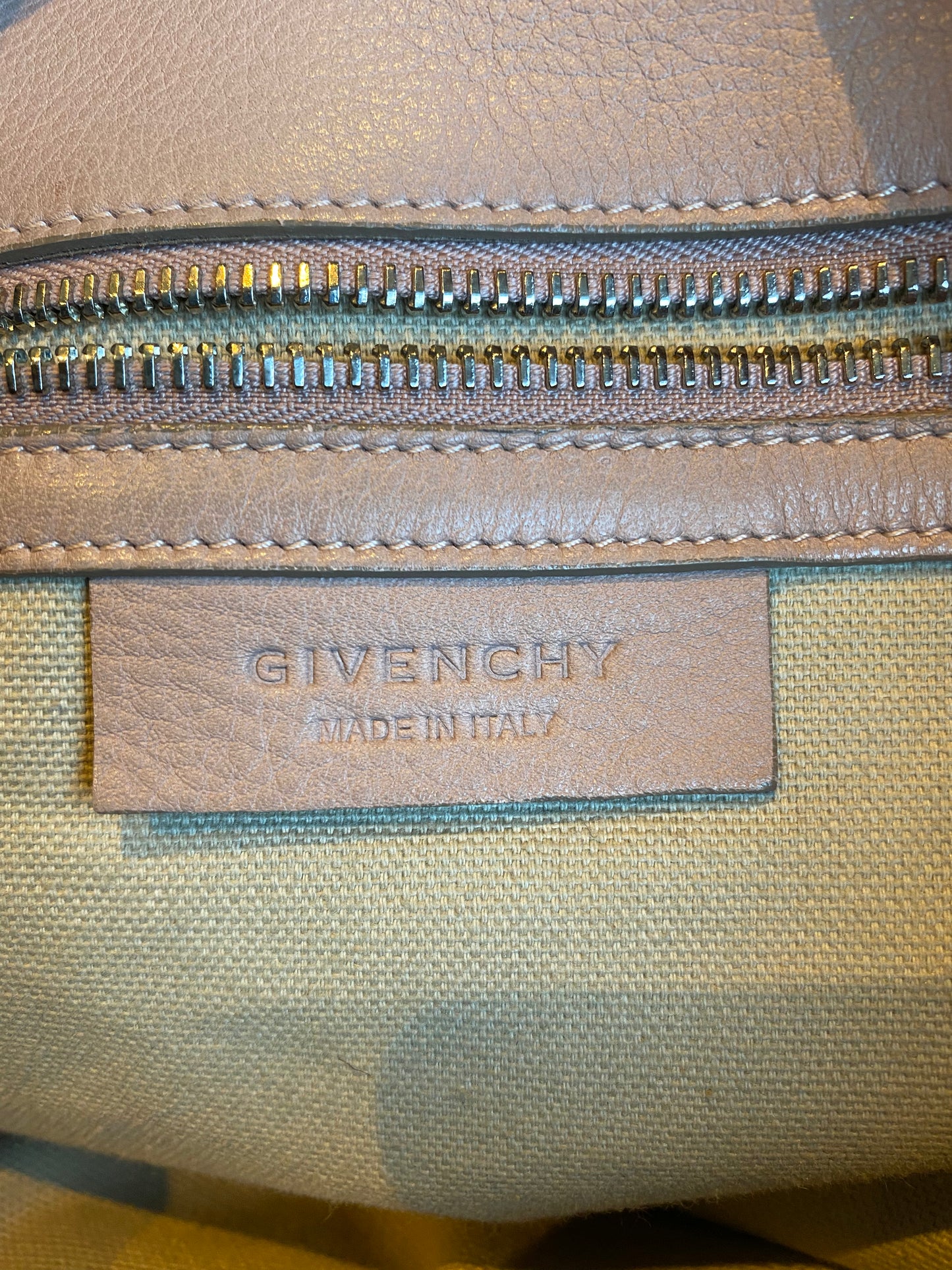 Preloved Givenchy Pandora Pure Flap Bag, Medium
