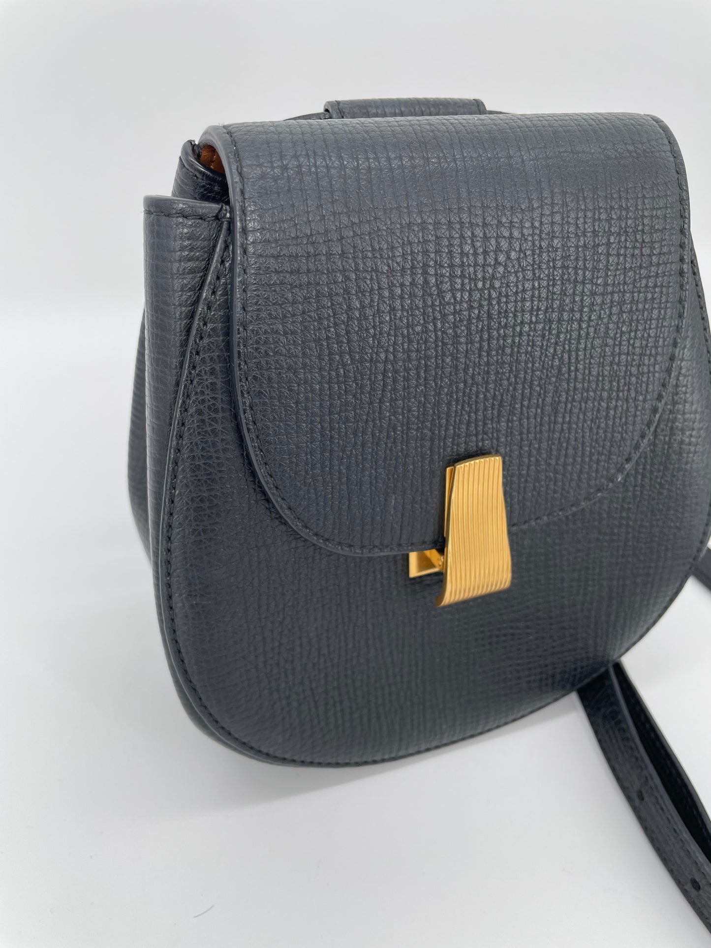 Preloved Bottega Veneta Palmellato Rounded Belt Bag