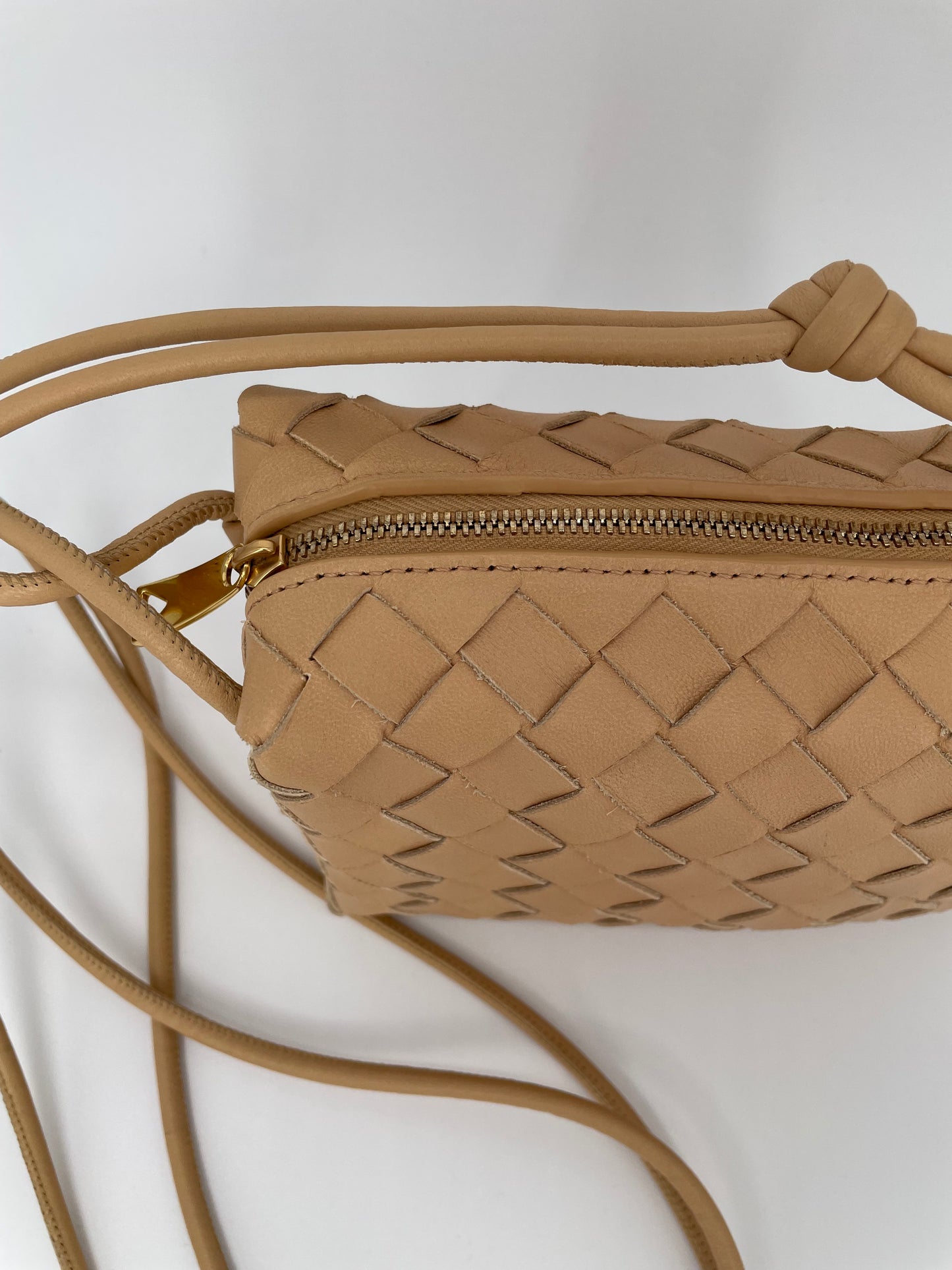 Preloved Bottega Veneta Loop Camera Bag, Mini