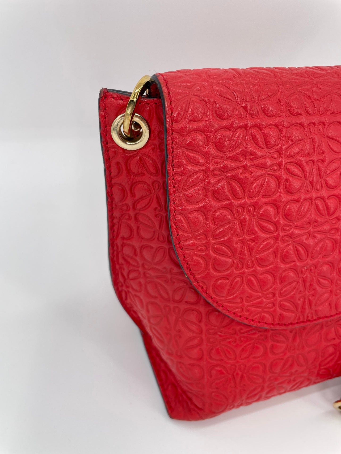 Preloved Loewe Avenue Embossed Shoulder Bag