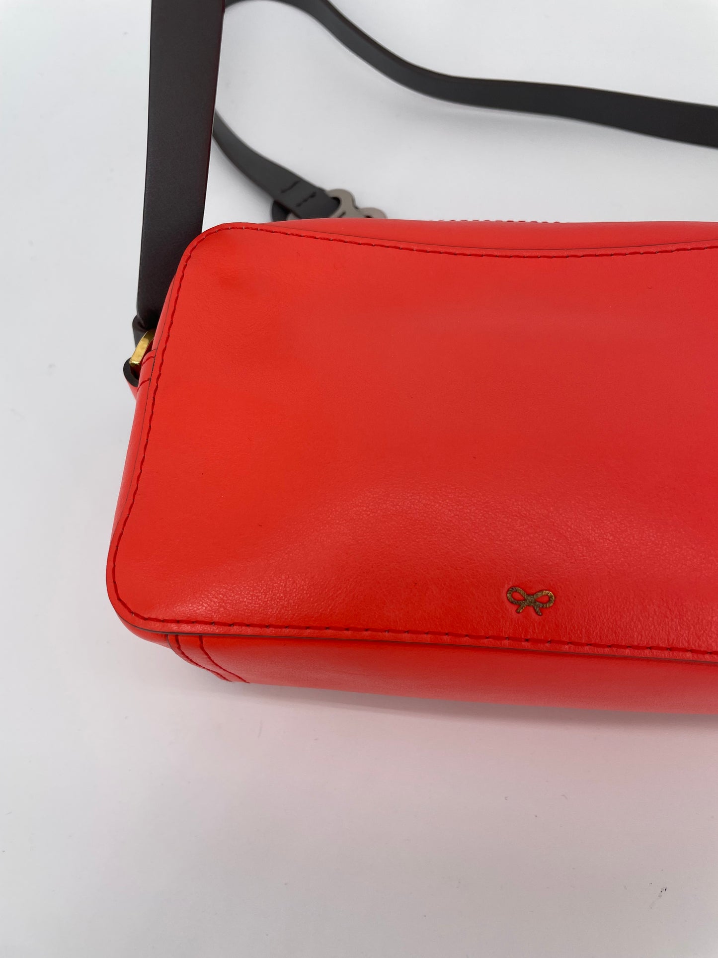 Preloved Anya Hindmarch Circle Camera Crossbody Bag