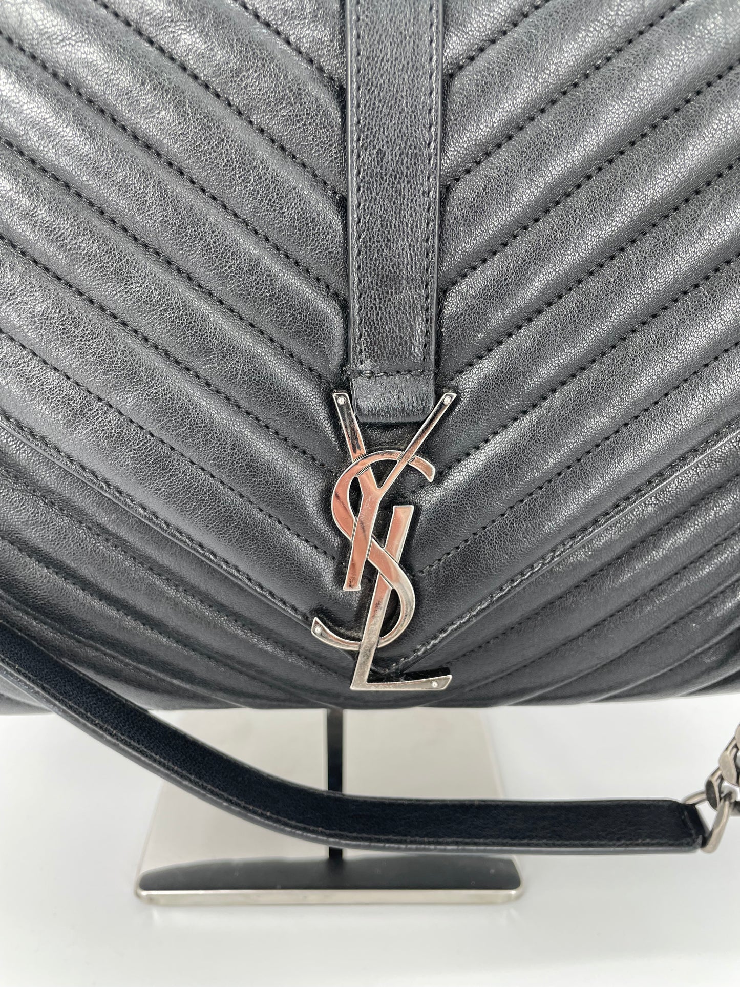 Preloved Saint Laurent Matelasse Chevron Monogram College Bag, Large