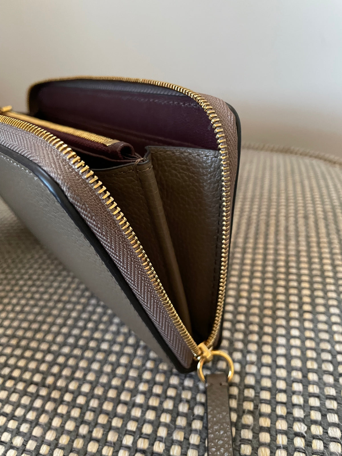 Preloved Mulberry Continental French Purse, Medium