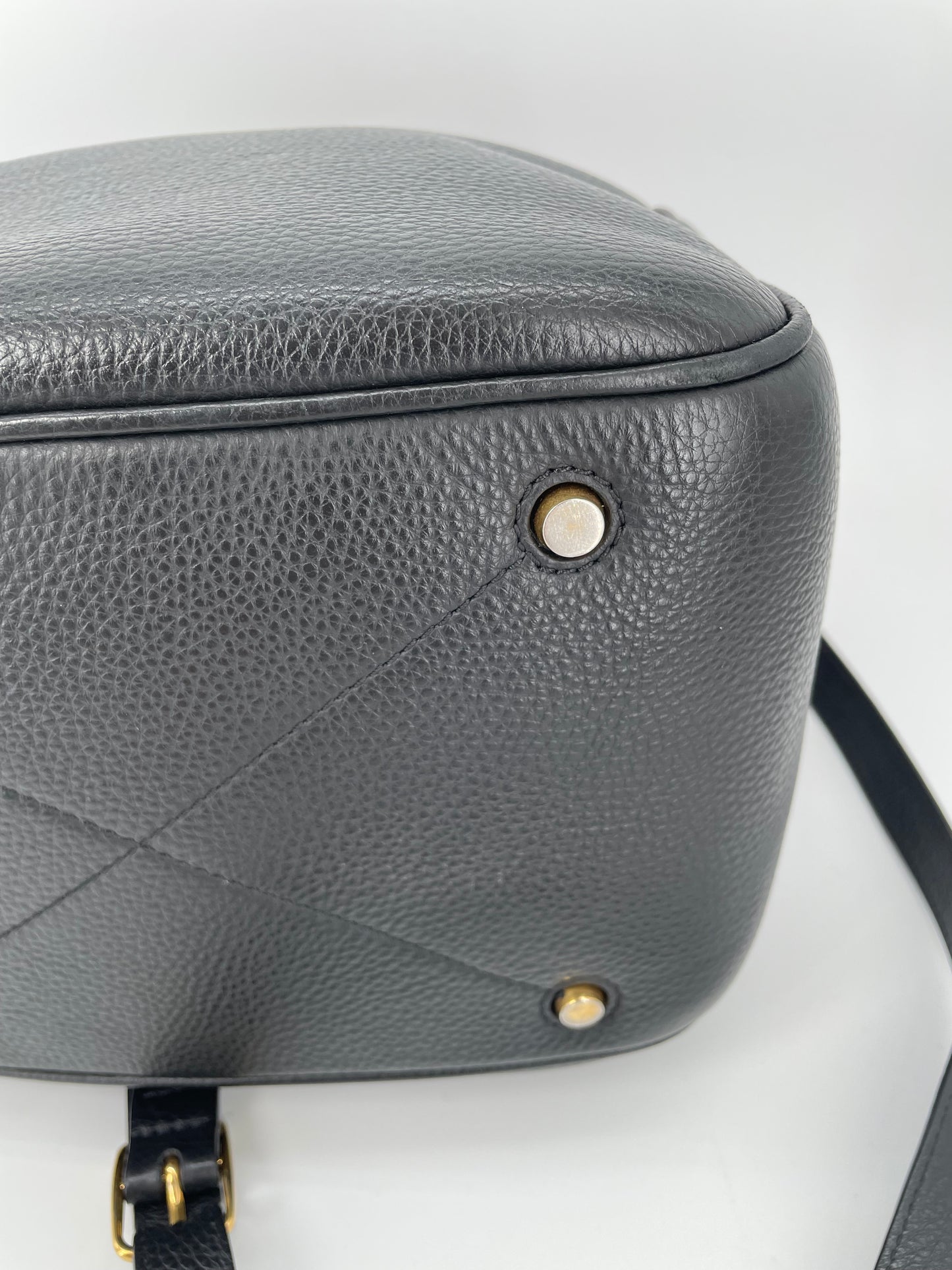 Preloved Mulberry Hampstead Bucket Bag