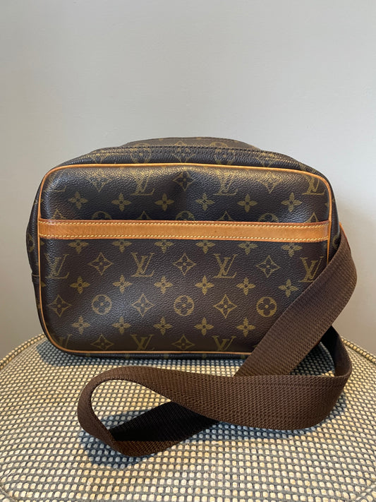 Preloved,  Louis Vuitton Reporter Shoulder Bag, PM
