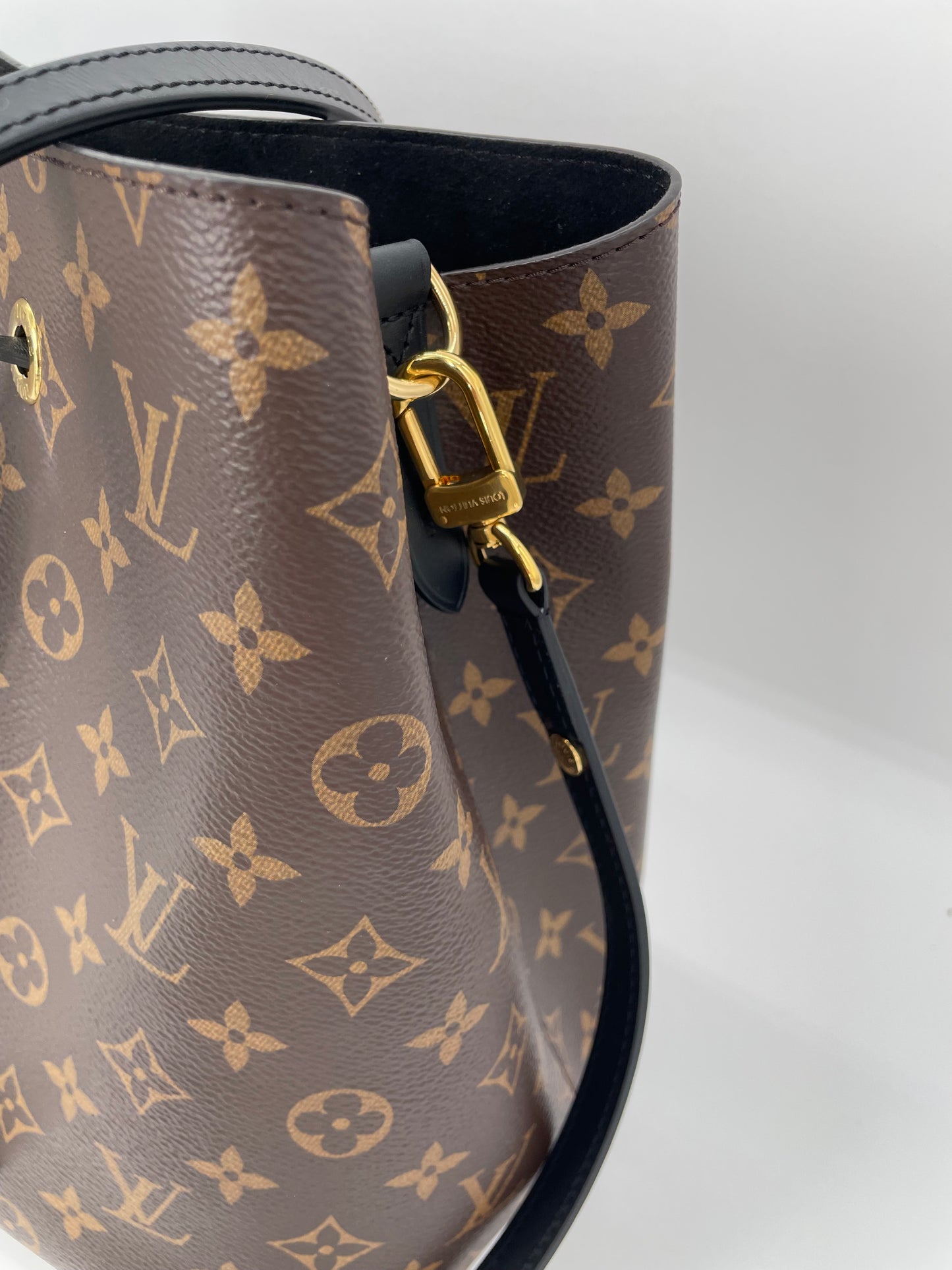 Preloved Louis Vuitton NeoNoe bag