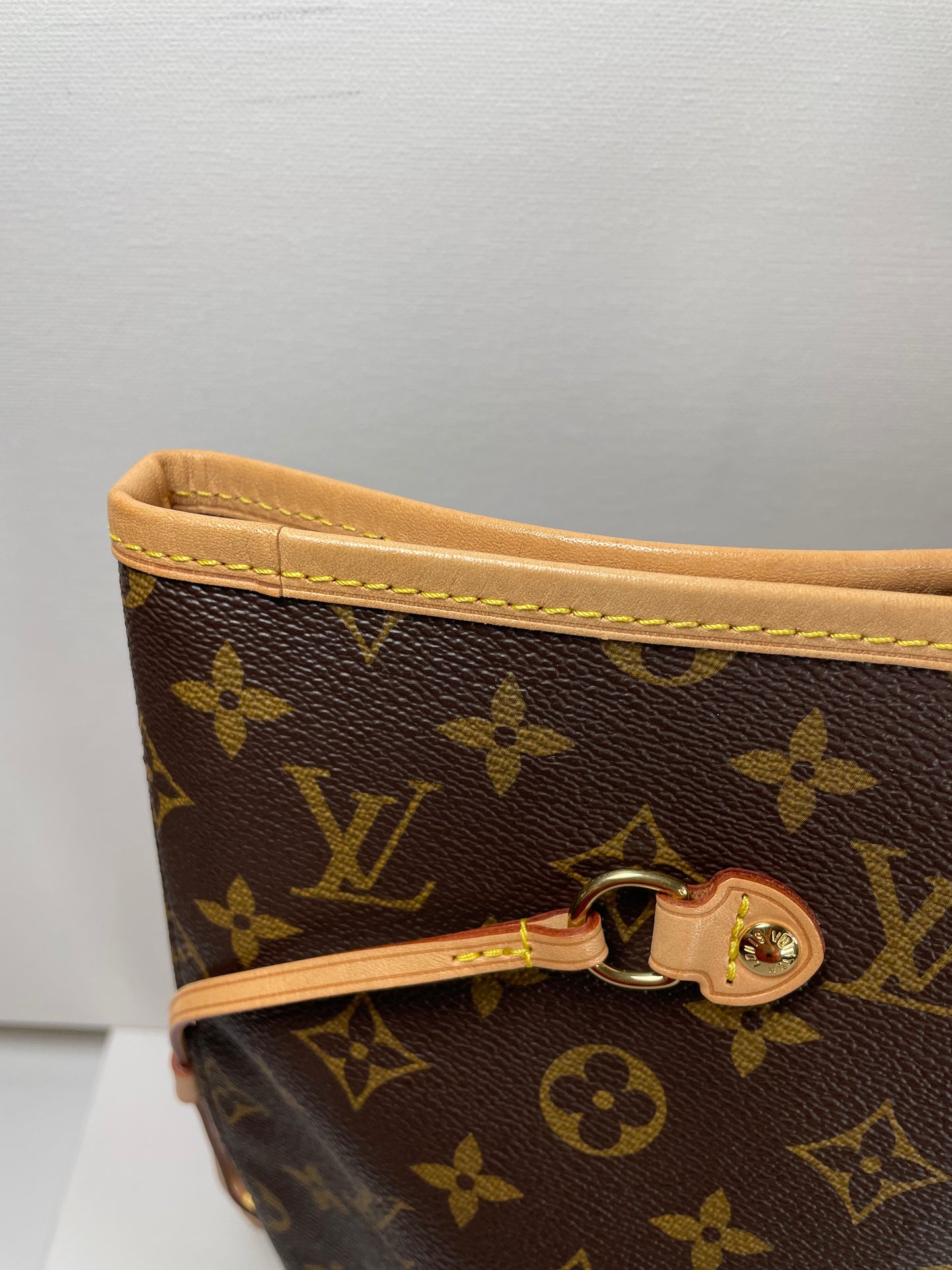 Louis Vuitton Neverfull Shopping Tote Bag, GM