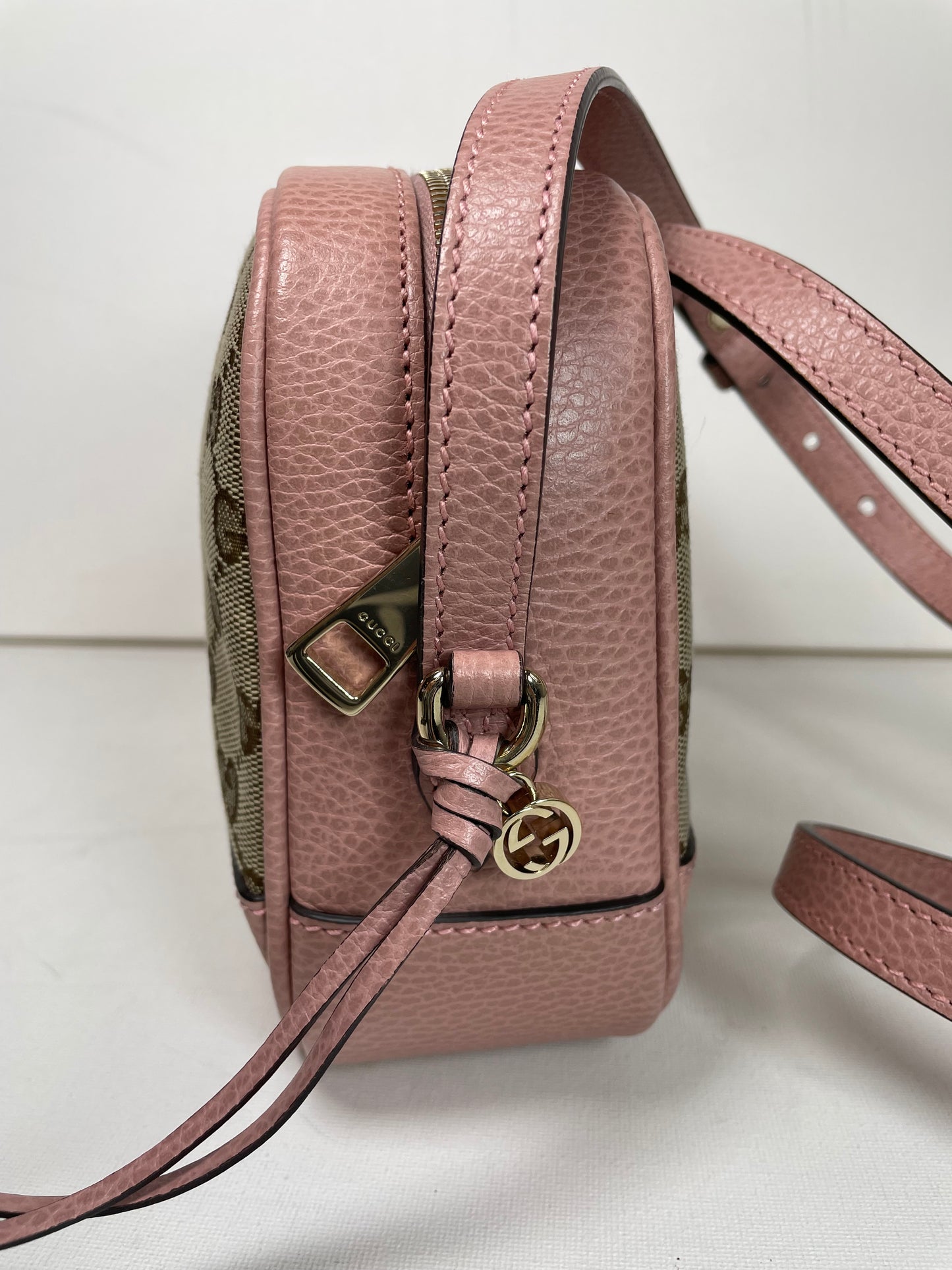 Preloved Gucci Bree Crossbody Bag