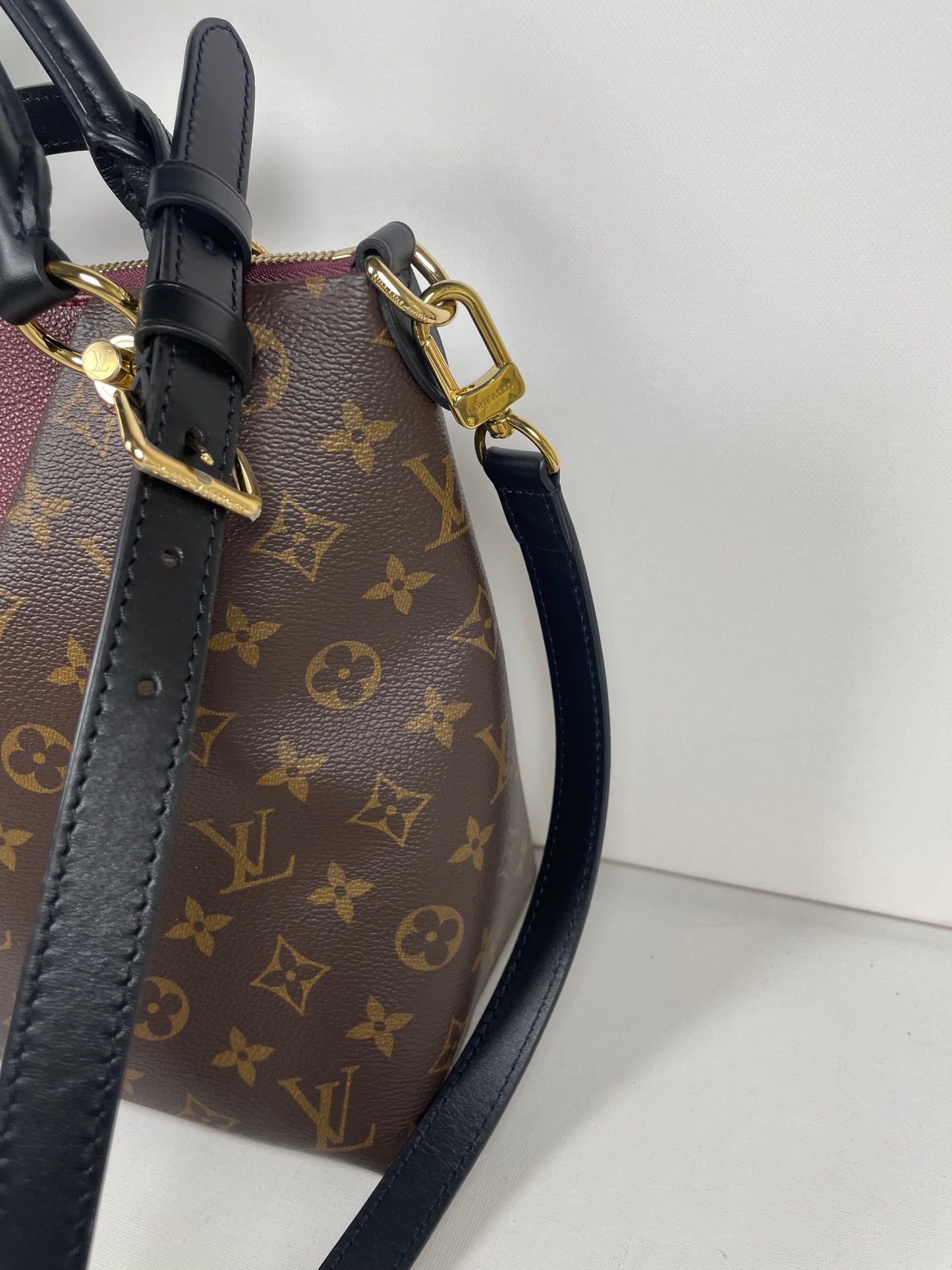 Preloved Louis Vuitton V Tote Bag with Long Strap, MM