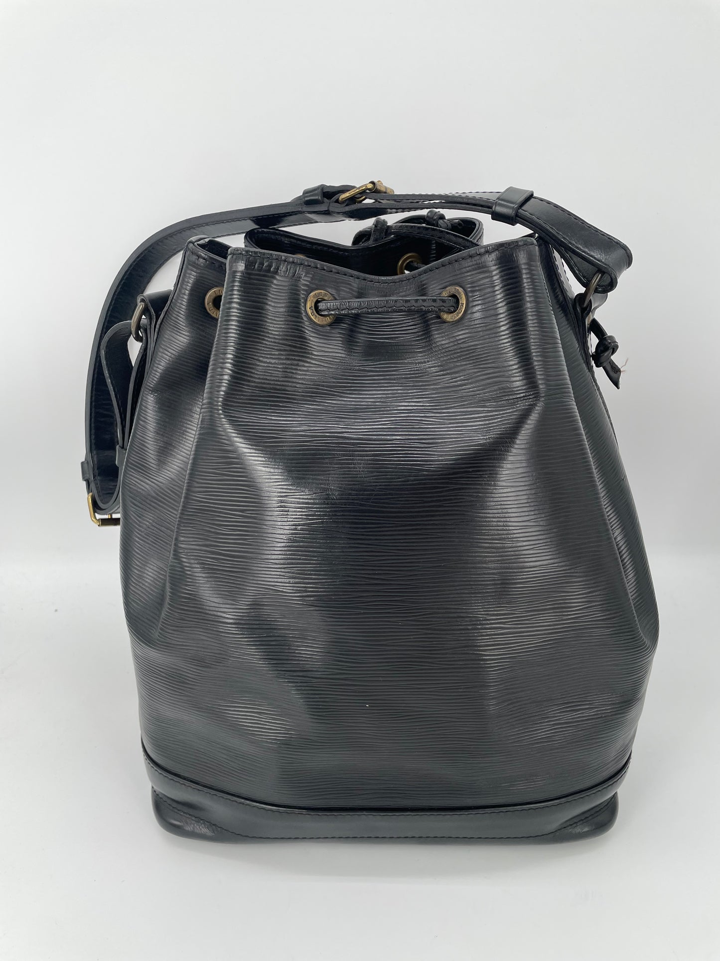 Preloved, Vintage Louis Vuitton Noe Bucket Bag, Large