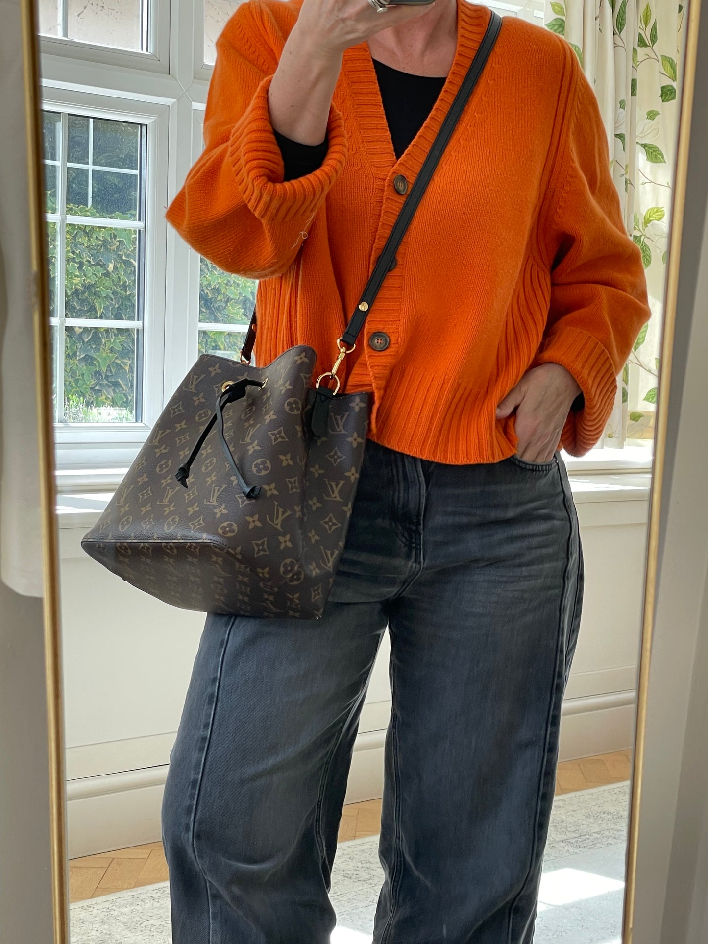 Preloved Louis Vuitton NeoNoe bag