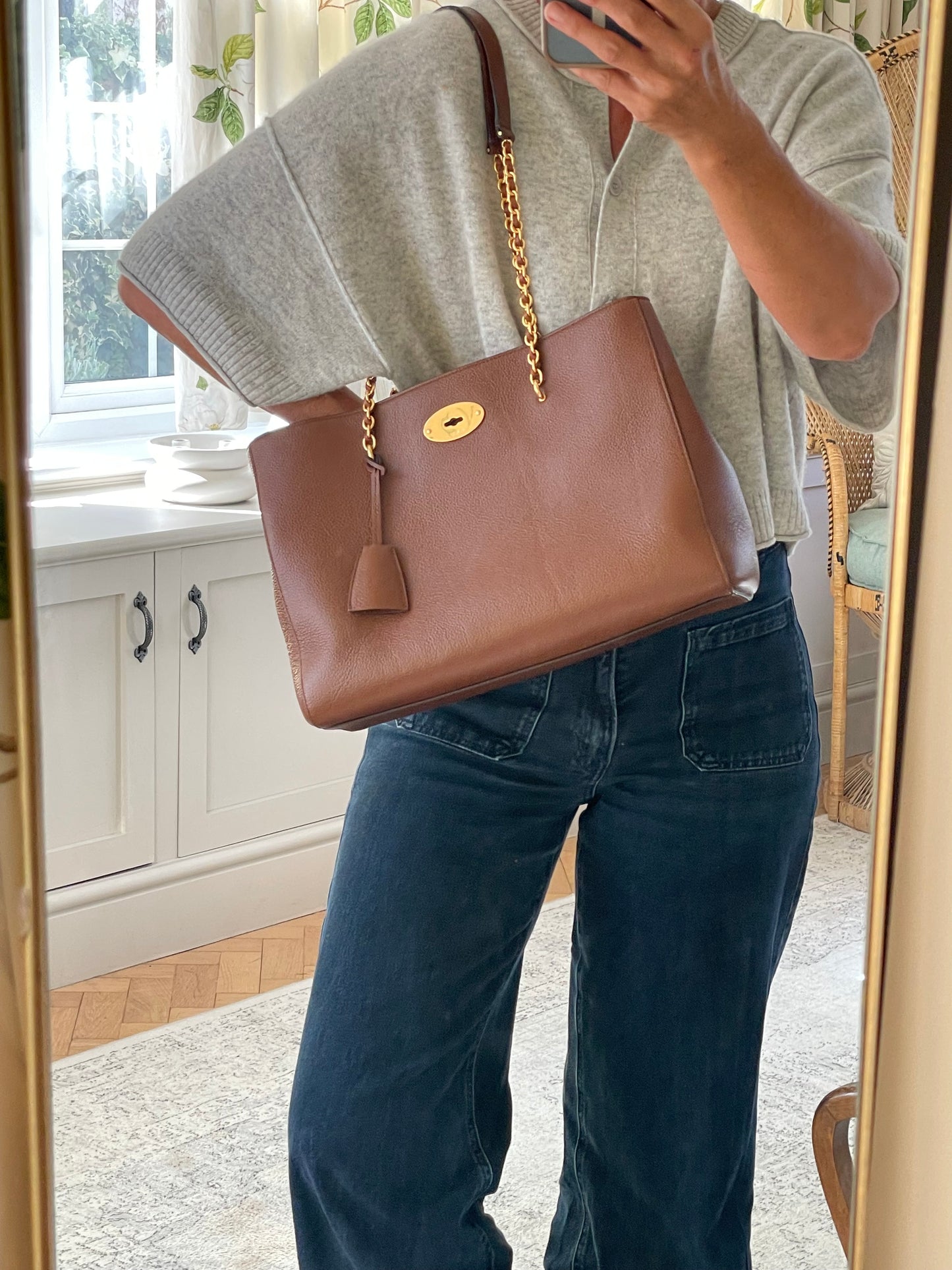 Preloved Mulberry Lily Chain Tote Bag