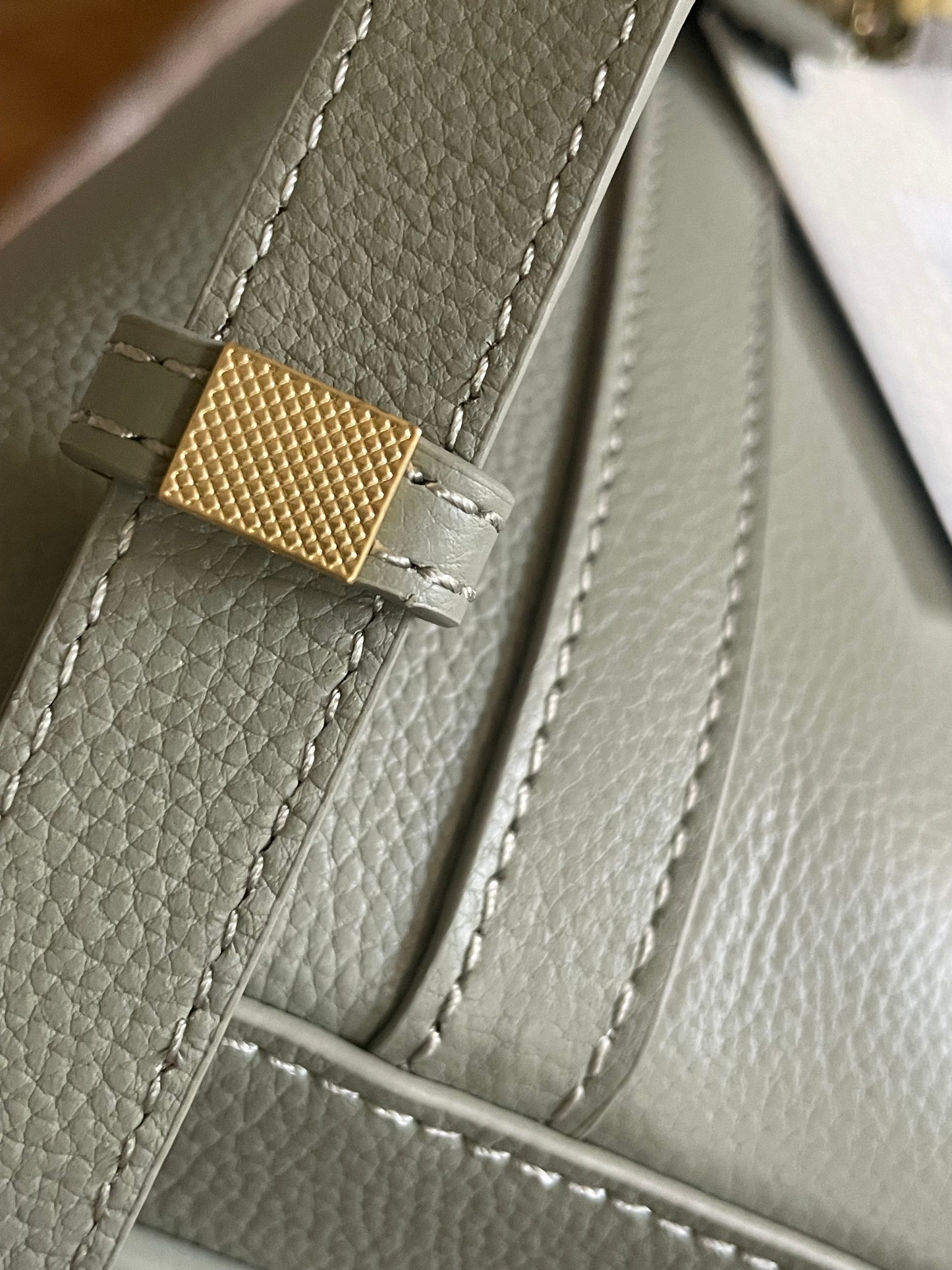 Preloved Moncrief Oaklyn bucket bag