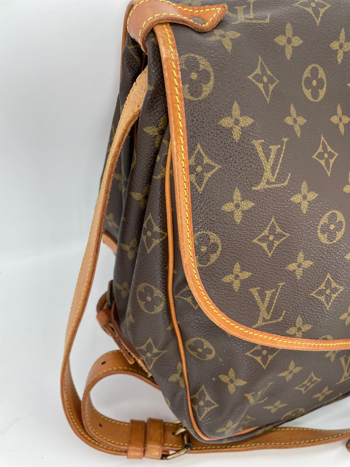 Preloved Vintage Louis Vuitton Saumur 35 Messenger Bag, large