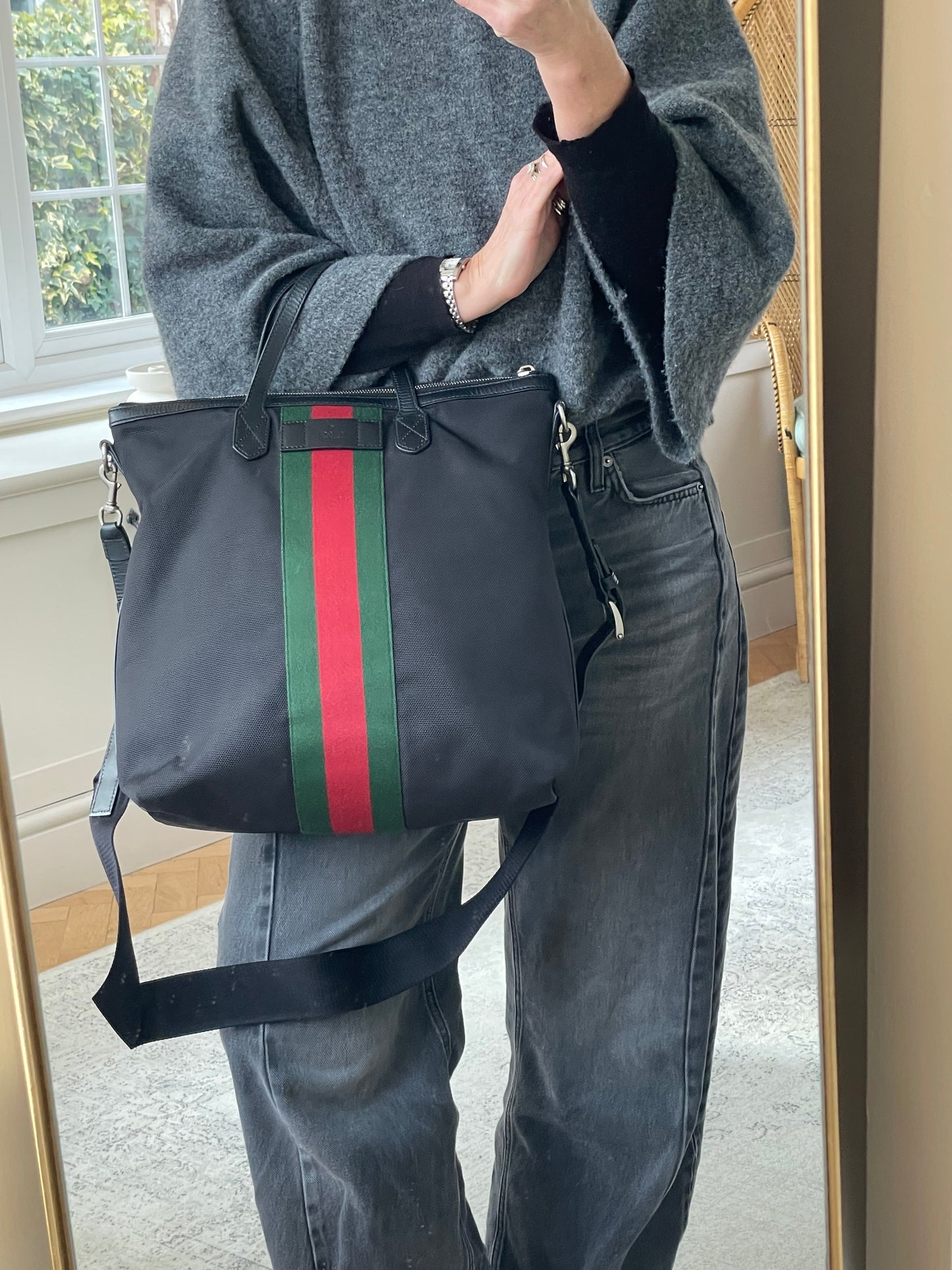 Preloved Gucci Techno Canvas Web Top Handle Messenger Shoulder Bag