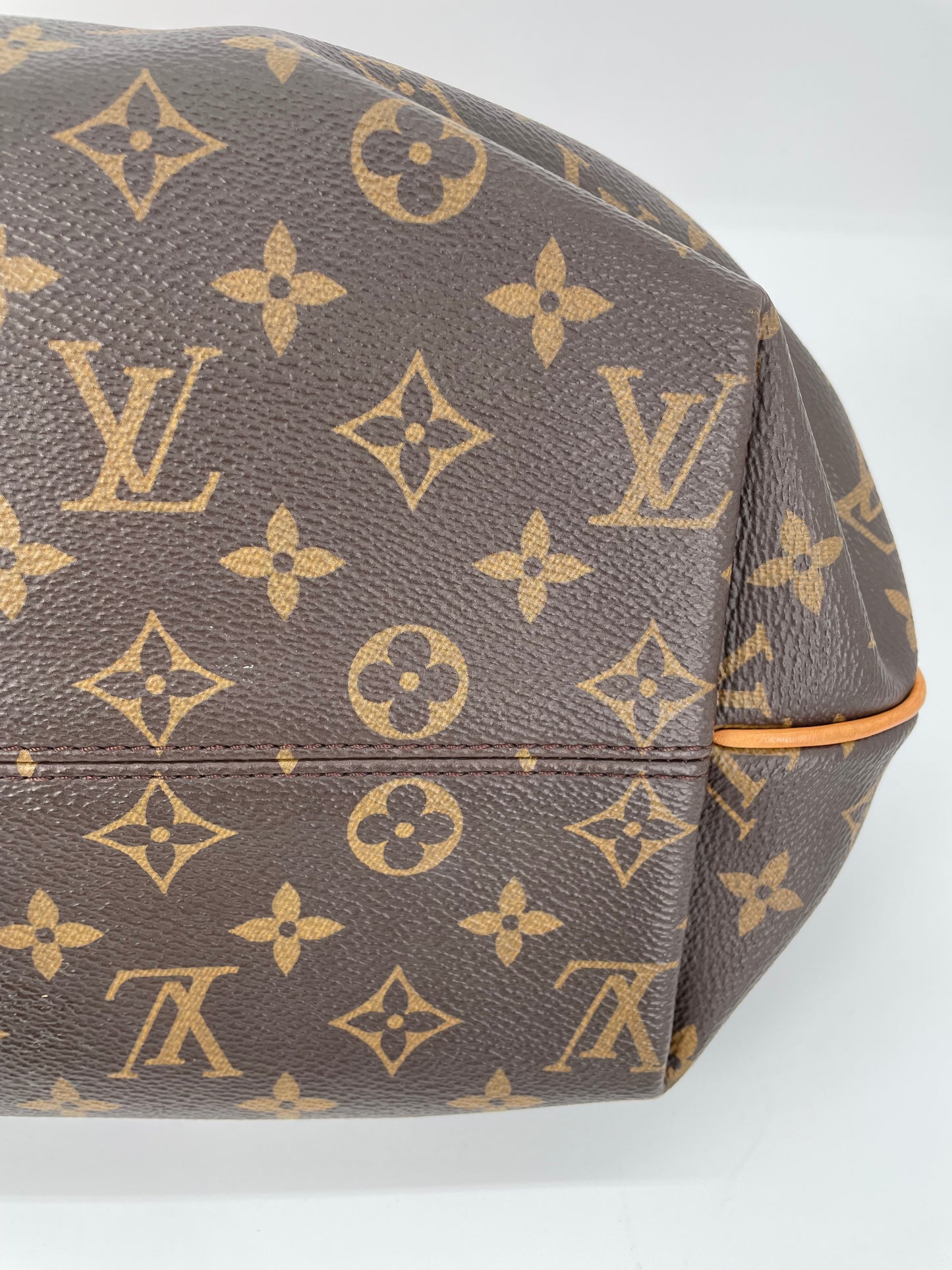 Preloved Louis Vuitton Monogram Turenne Tote Bag, MM