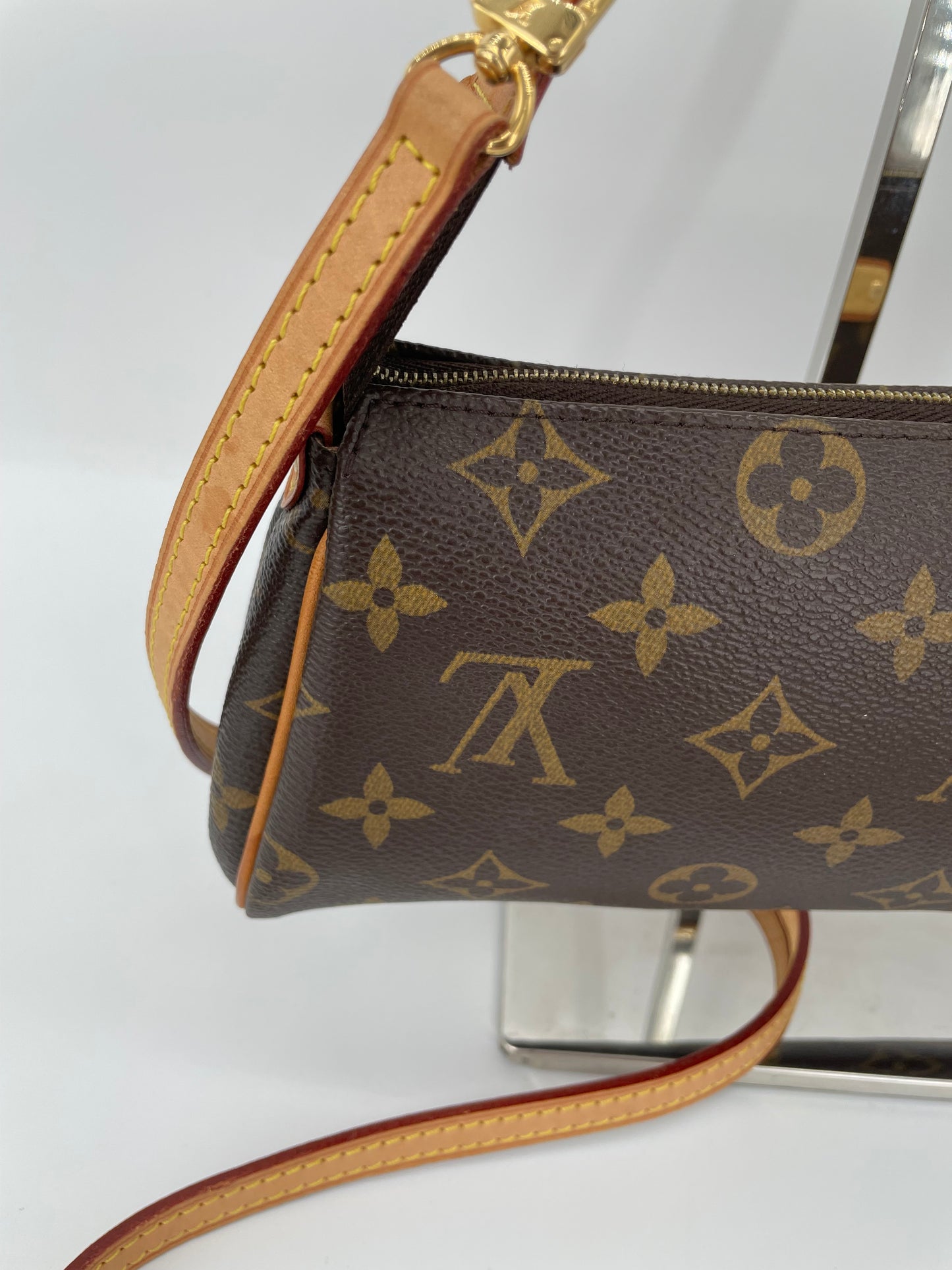 Preloved Louis Vuitton Monogram Canvas Eva Clutch/Crossbody Bag