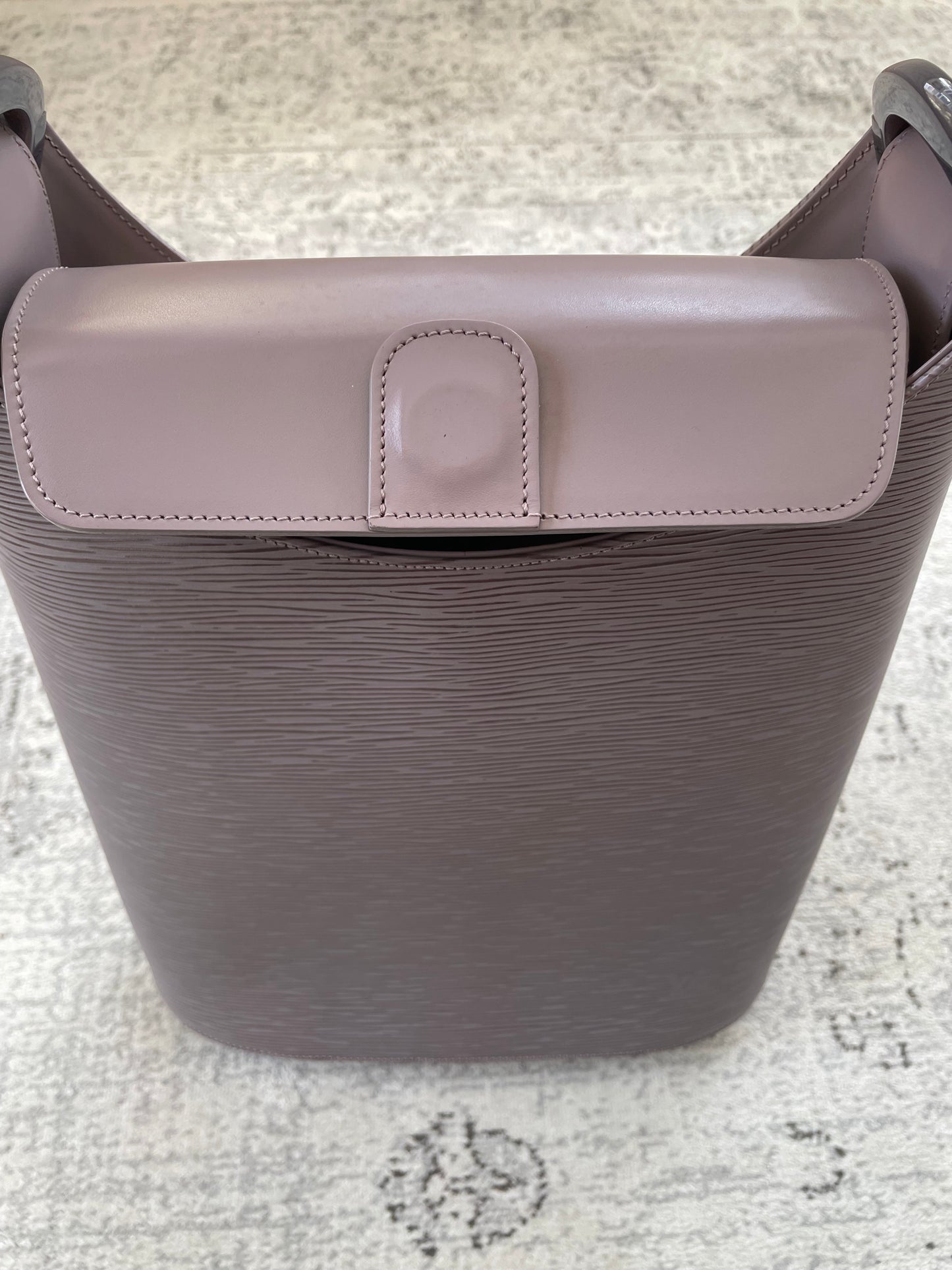 Preloved Vintage Louis Vuitton Epi Leather  Verseau Bucket Bag