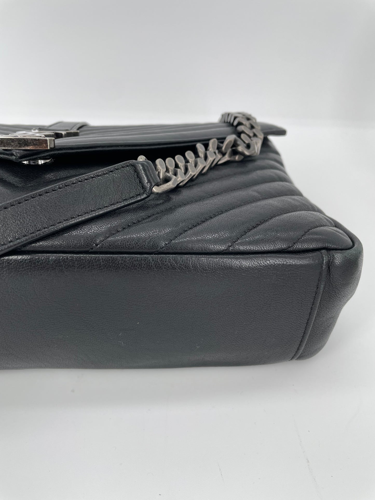 Preloved Saint Laurent Matelasse Chevron Monogram College Bag, Large