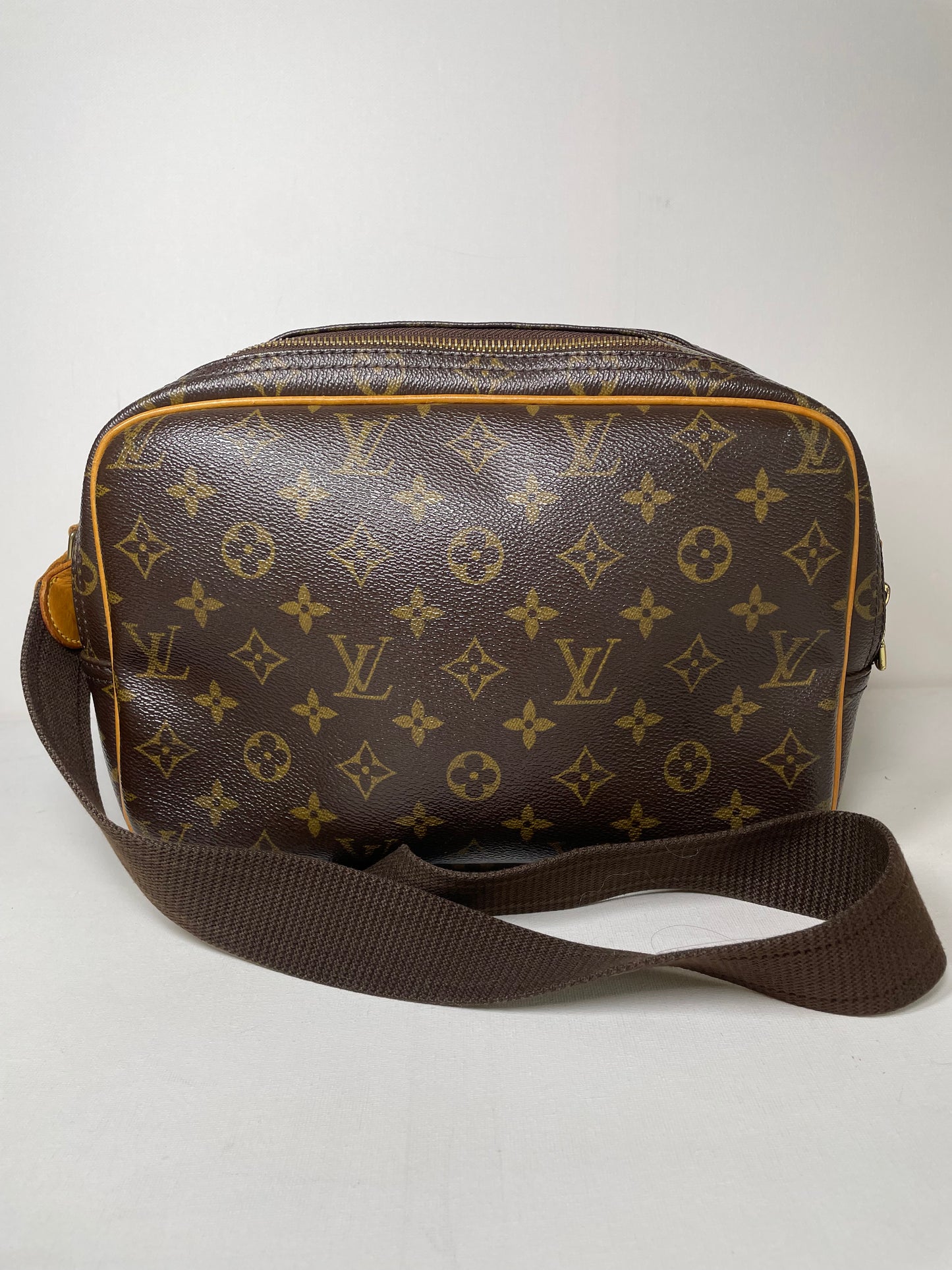 Preloved, Vintage Louis Vuitton Reporter Shoulder Bag, PM