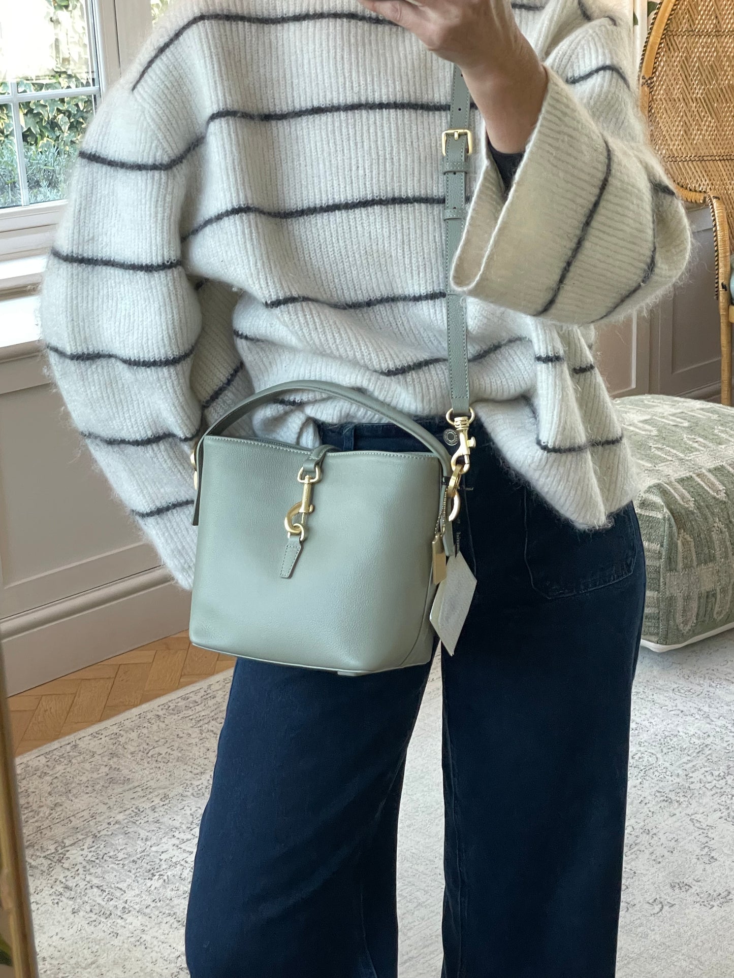 Preloved Moncrief Oaklyn bucket bag