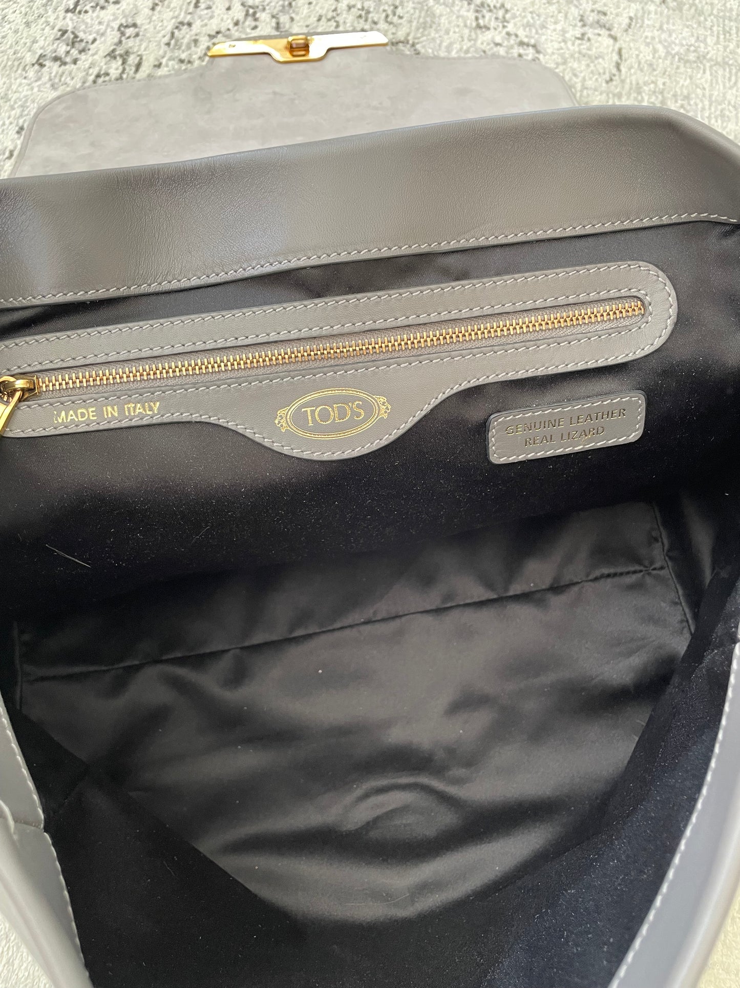 Preloved Tod’s Two Way Wave Bag, Large