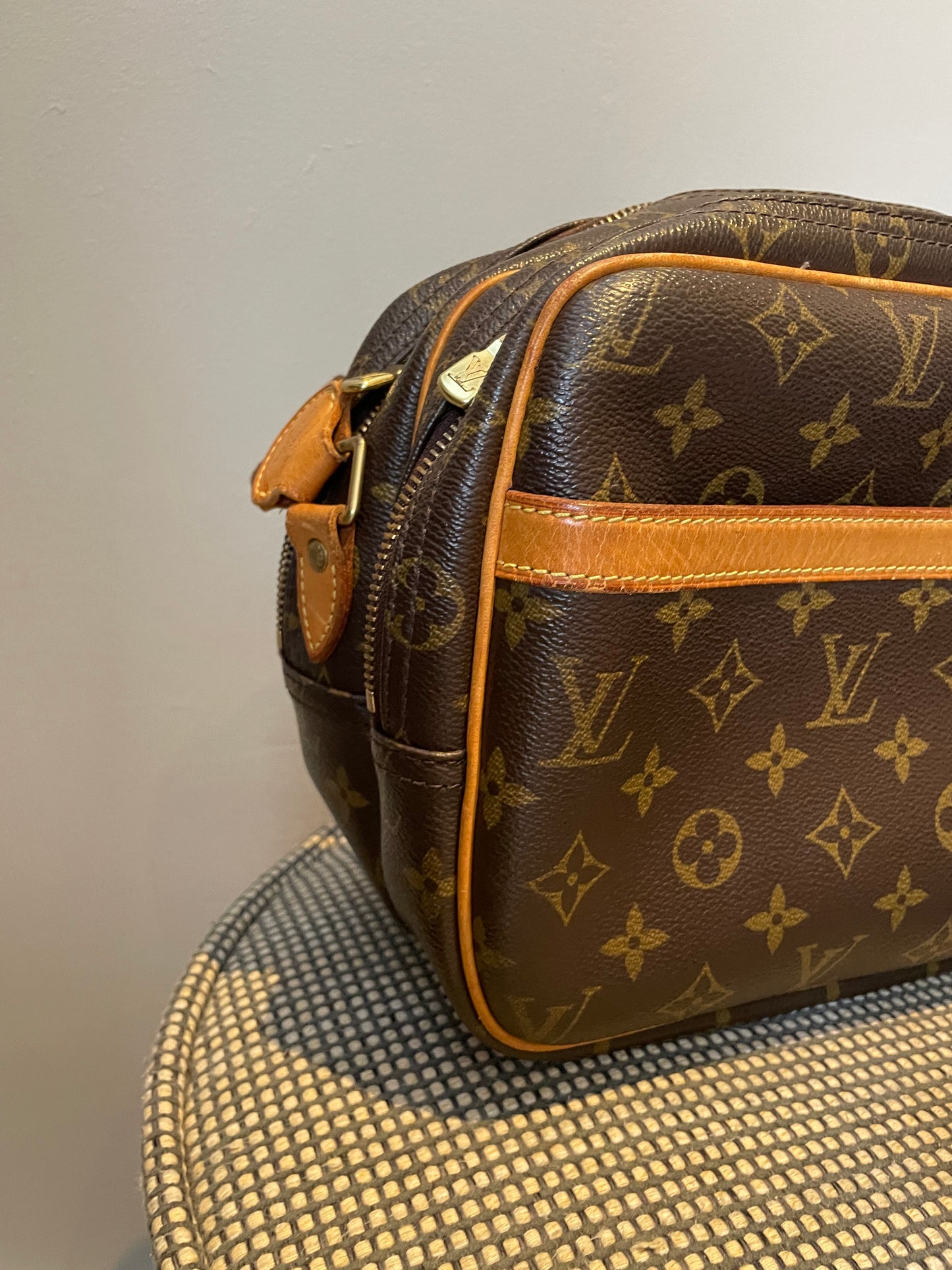 Preloved,  Louis Vuitton Reporter Shoulder Bag, PM