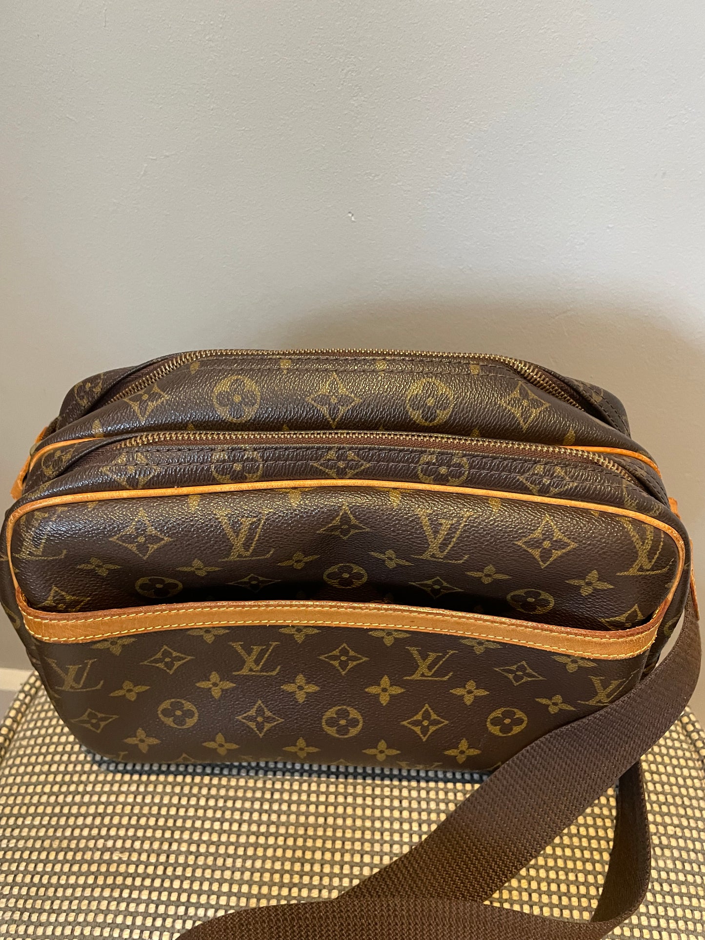 Preloved,  Louis Vuitton Reporter Shoulder Bag, PM