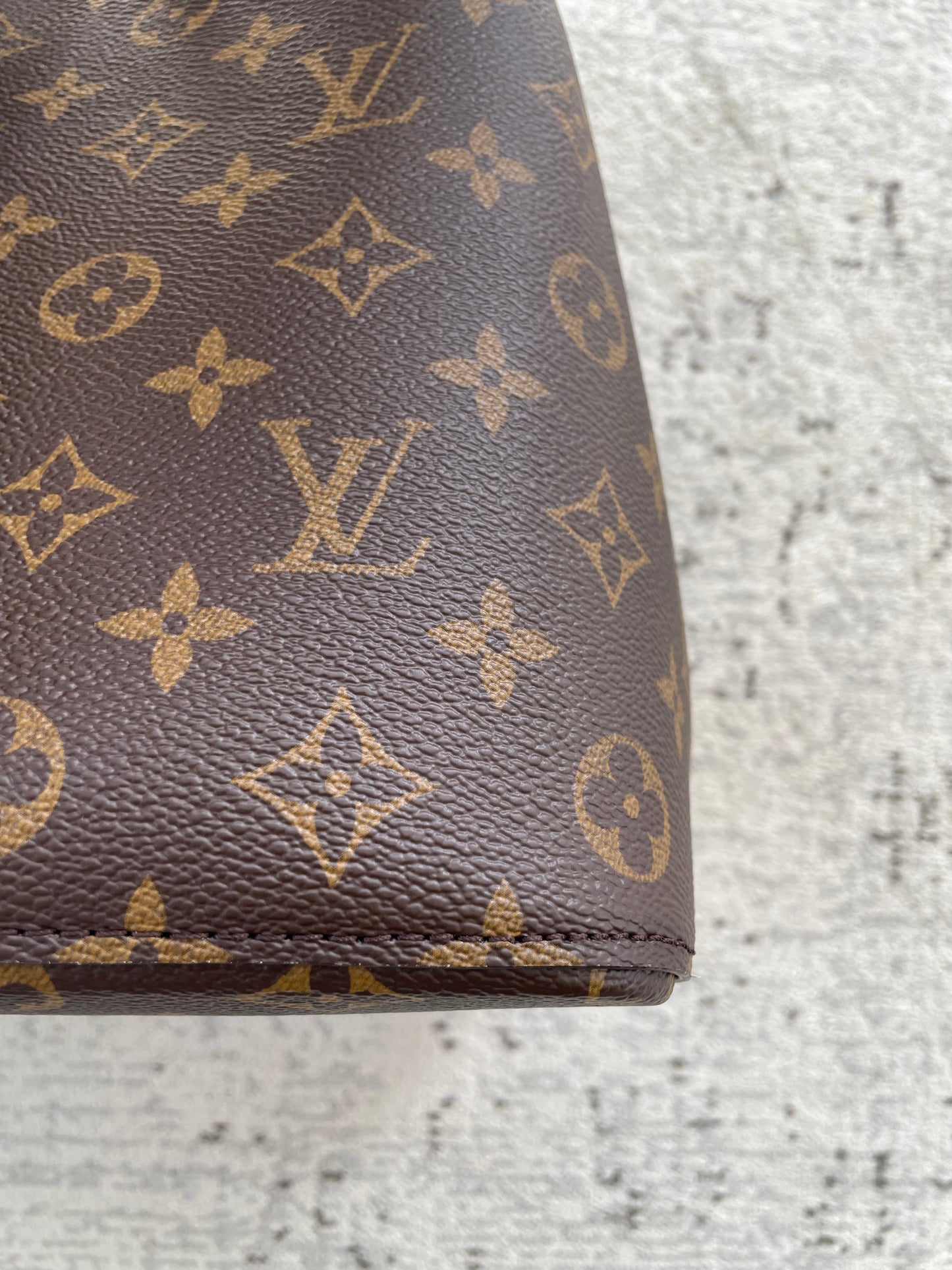 Preloved Louis Vuitton NeoNoe Bucket Bag