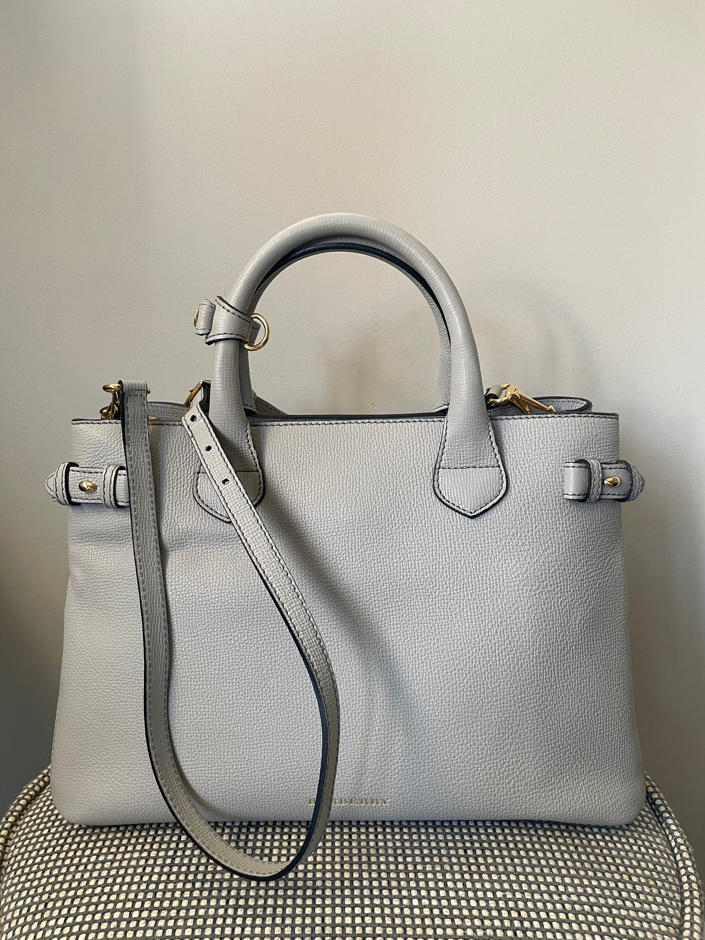 Preloved Burberry Banner Two Way Tote Bag, Medium