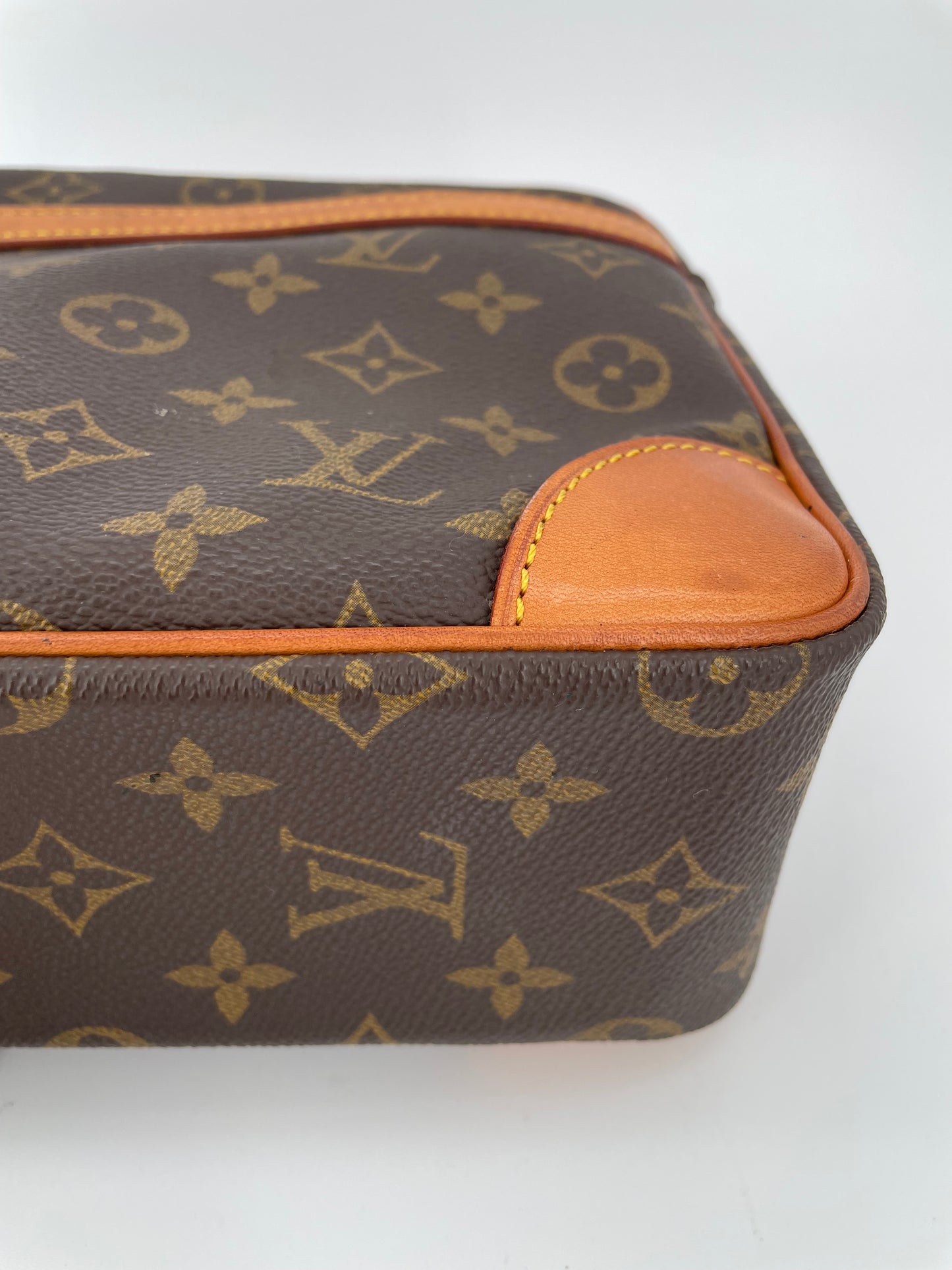 Preloved Vintage Louis Vuitton Canvas Trocadero Bag