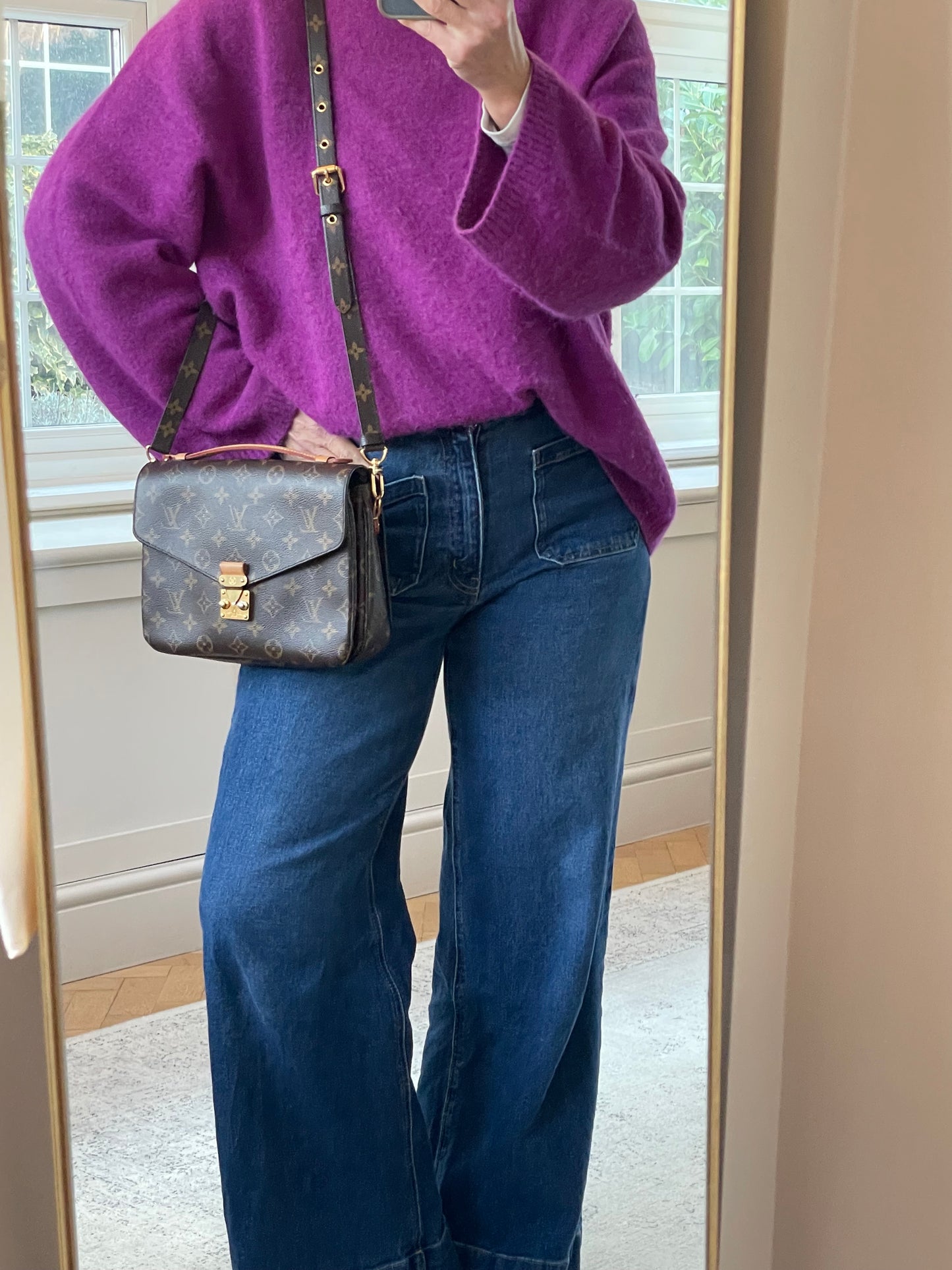 Preloved Louis Vuitton Pochette Metis Crossbody Bag