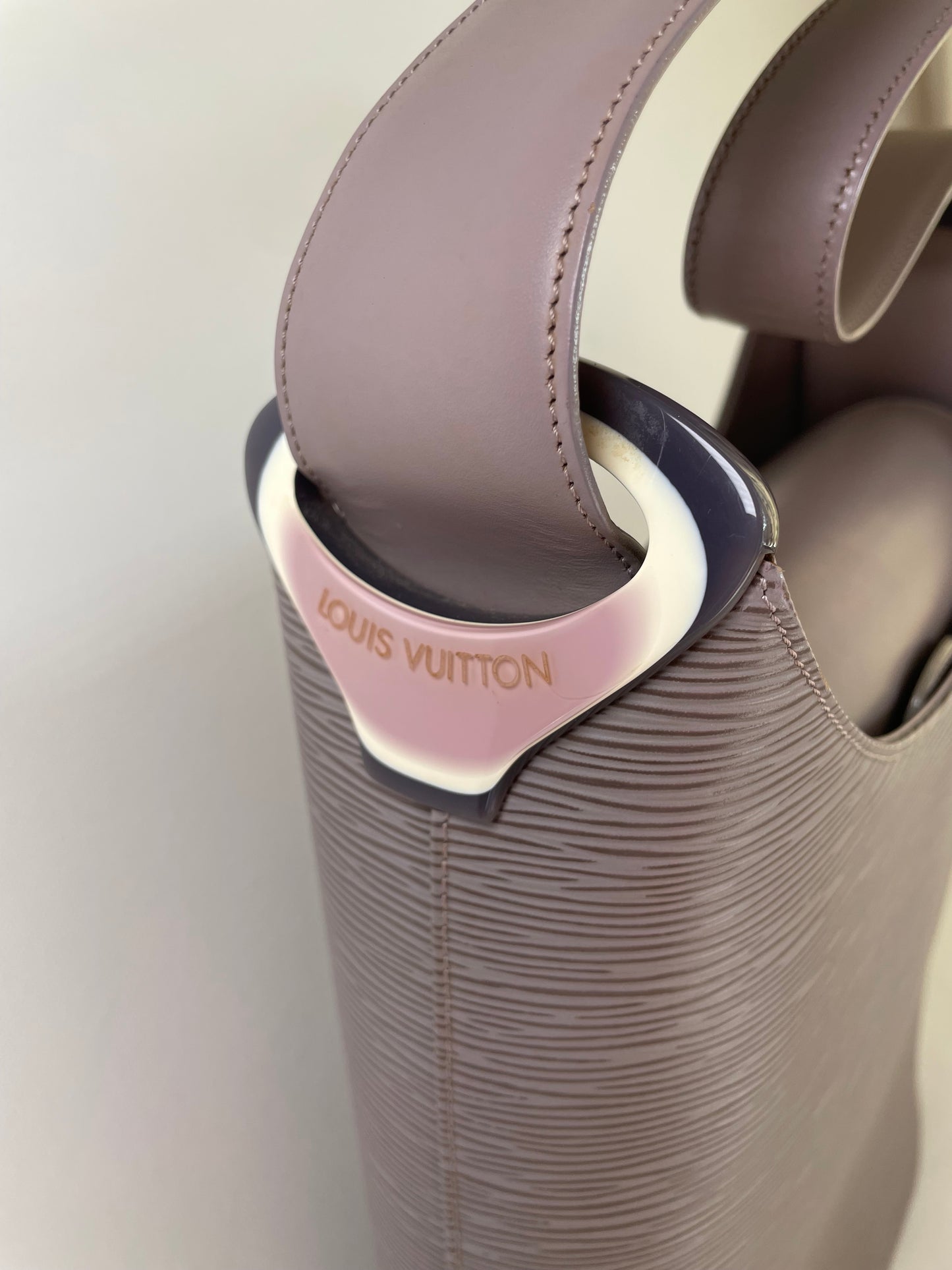 Preloved Vintage Louis Vuitton Epi Leather  Verseau Bucket Bag