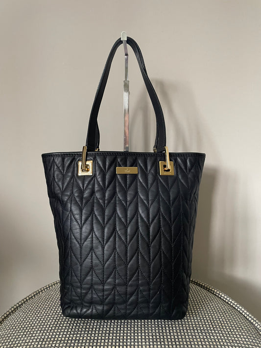 Preloved Gucci Quilted Bucket Top Handle Tote Bag, Small