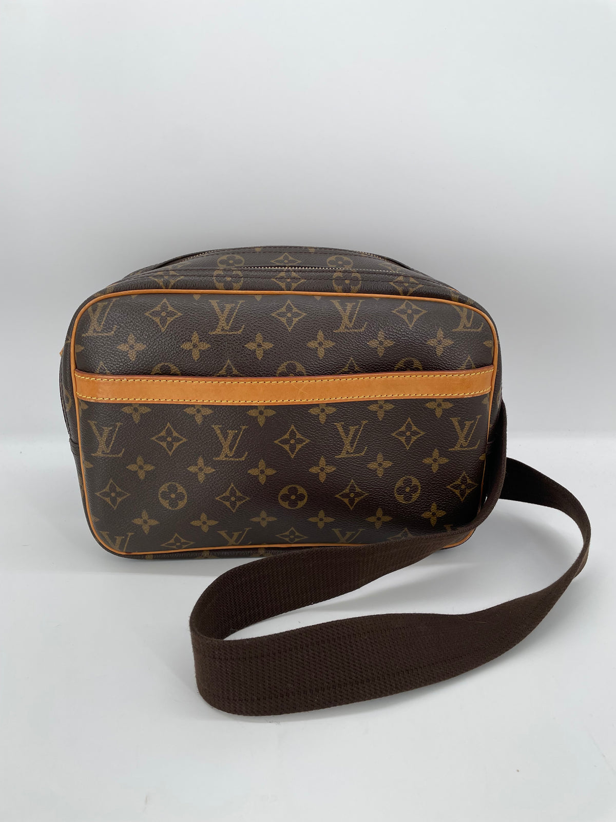 Preloved,  Louis Vuitton Reporter Shoulder Bag, PM