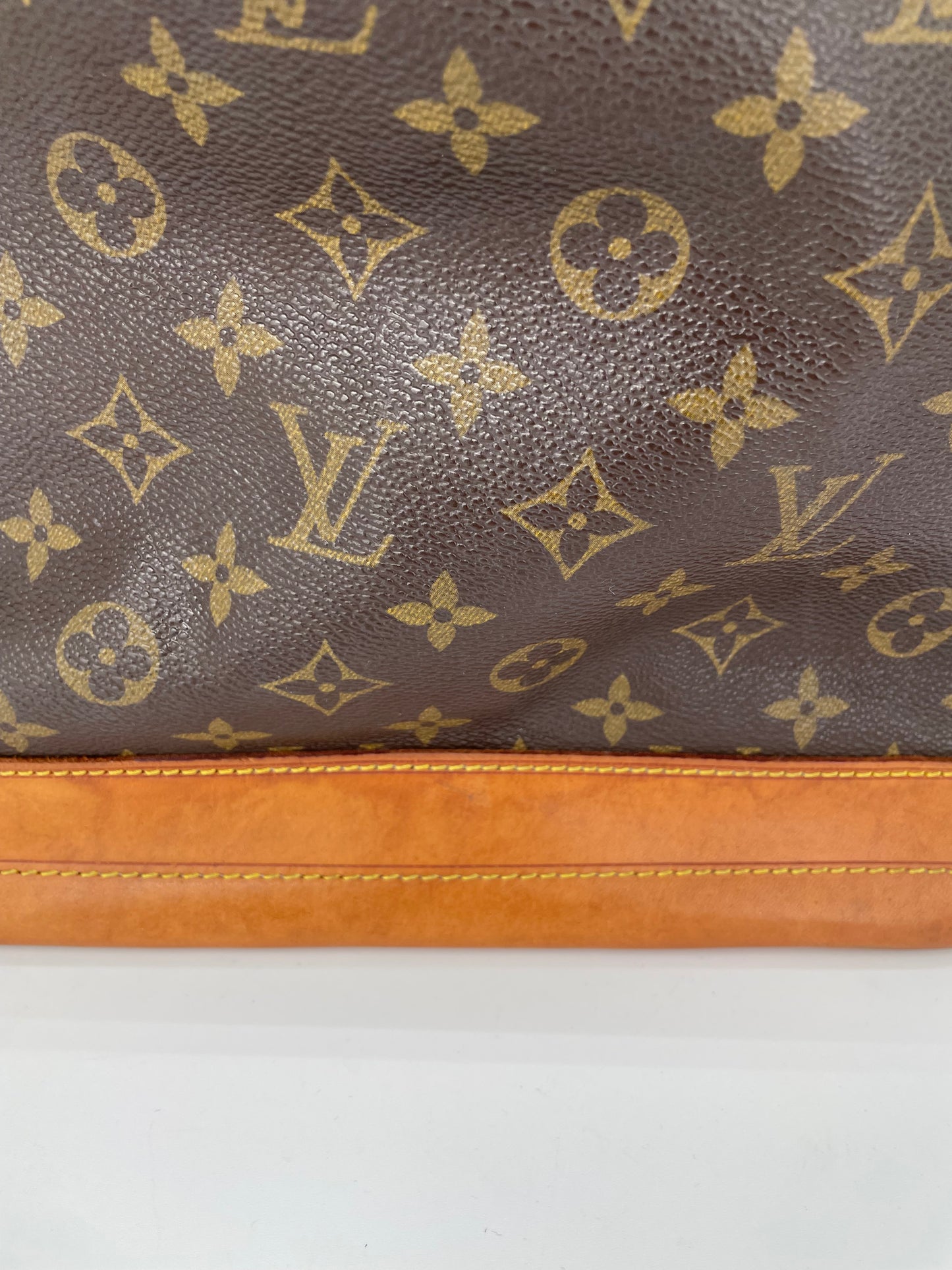 Preloved, Vintage Louis Vuitton Noe Bucket Bag, Large
