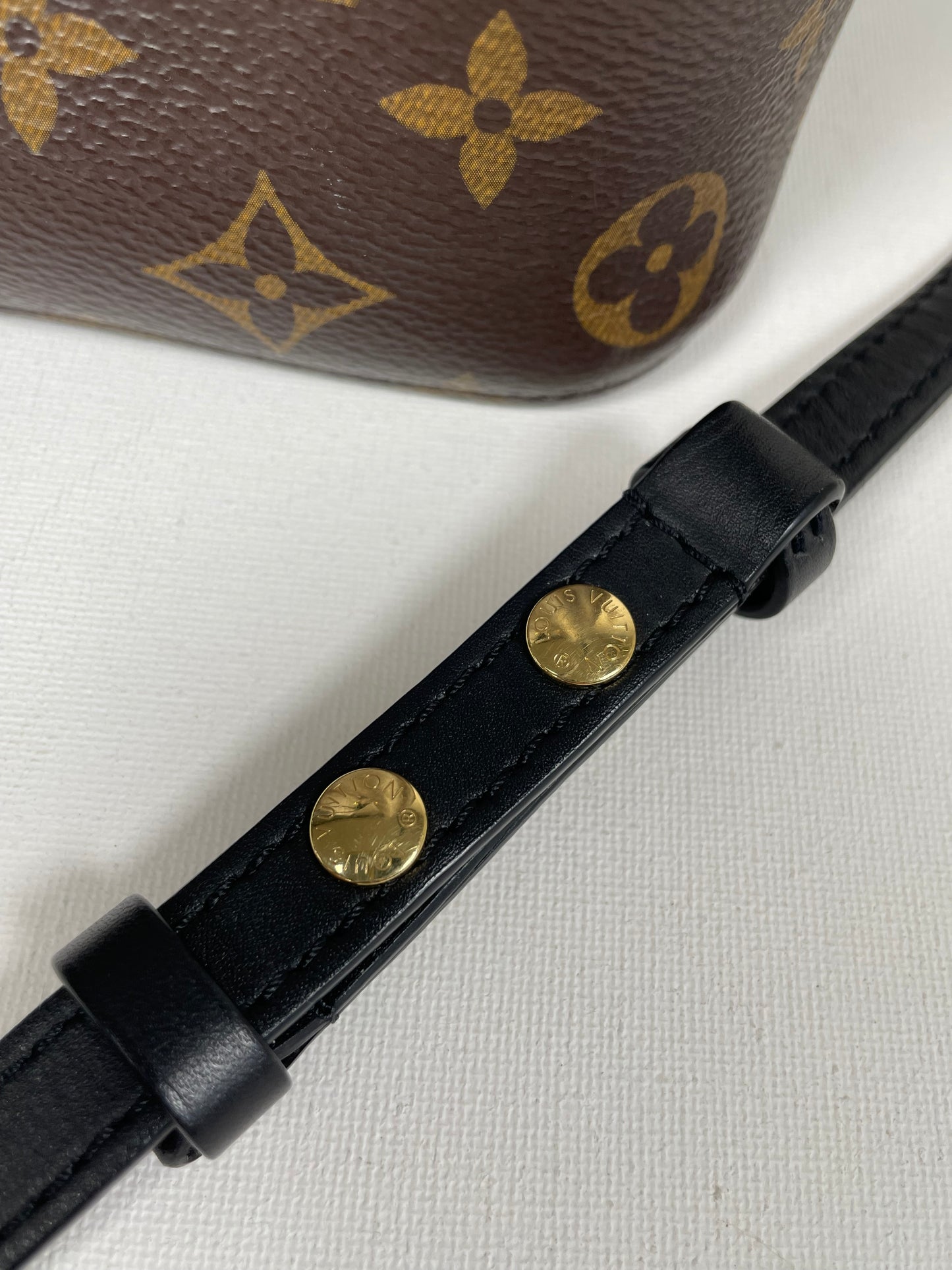 Preloved Louis Vuitton NeoNoe bag