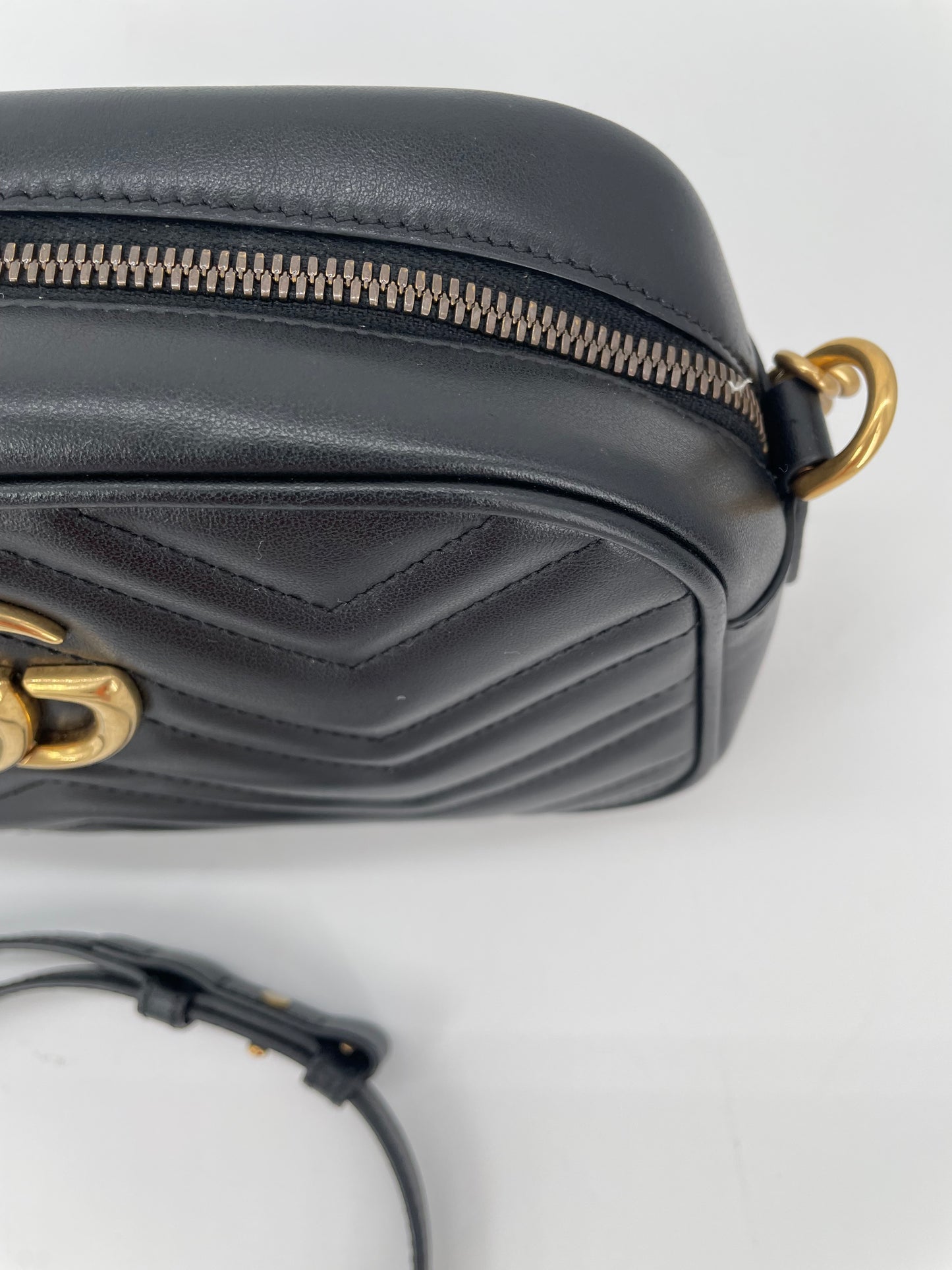 Preloved Gucci Marmont Shoulder Bag, Small
