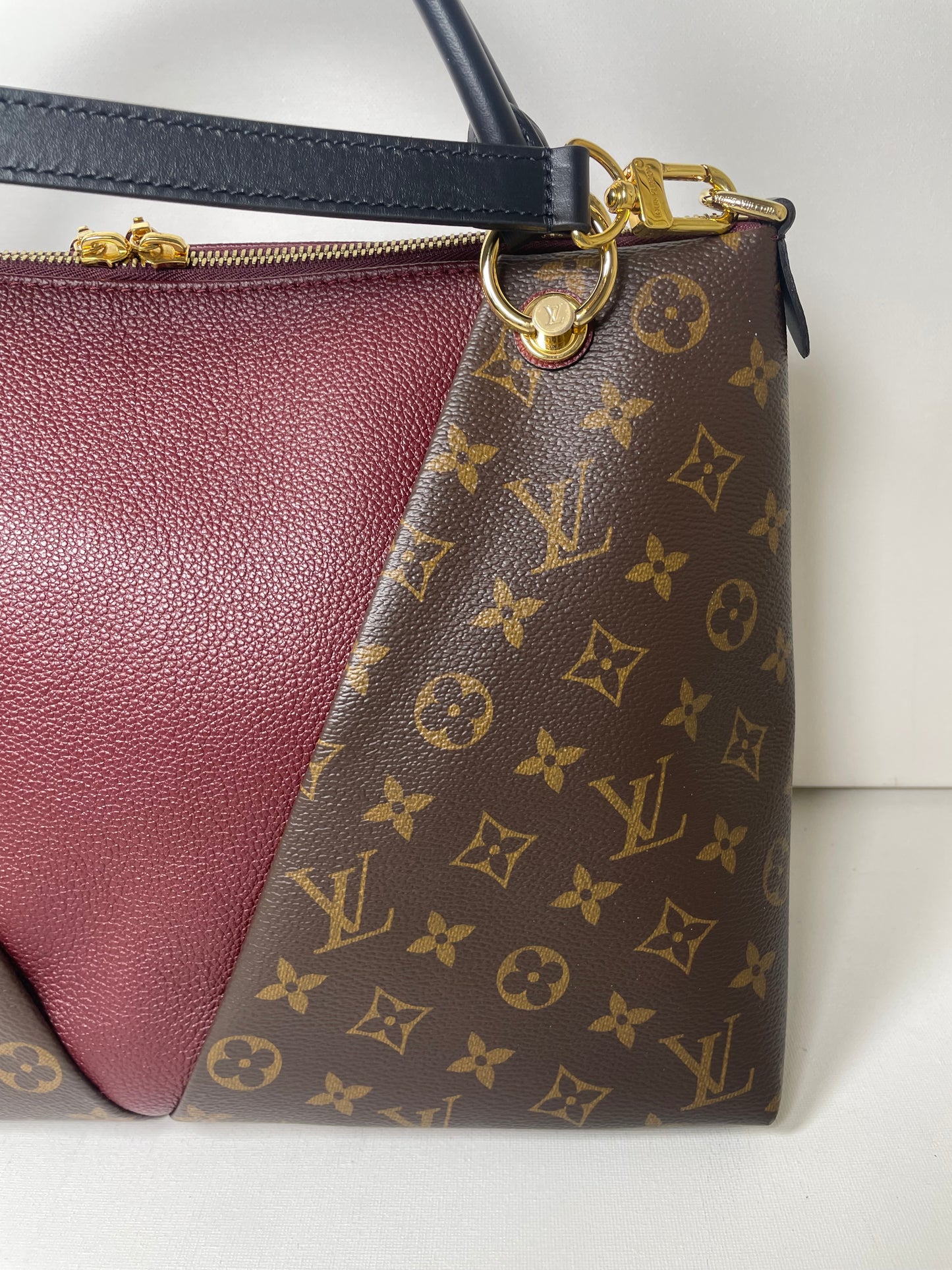 Preloved Louis Vuitton V Tote Bag with Long Strap, MM