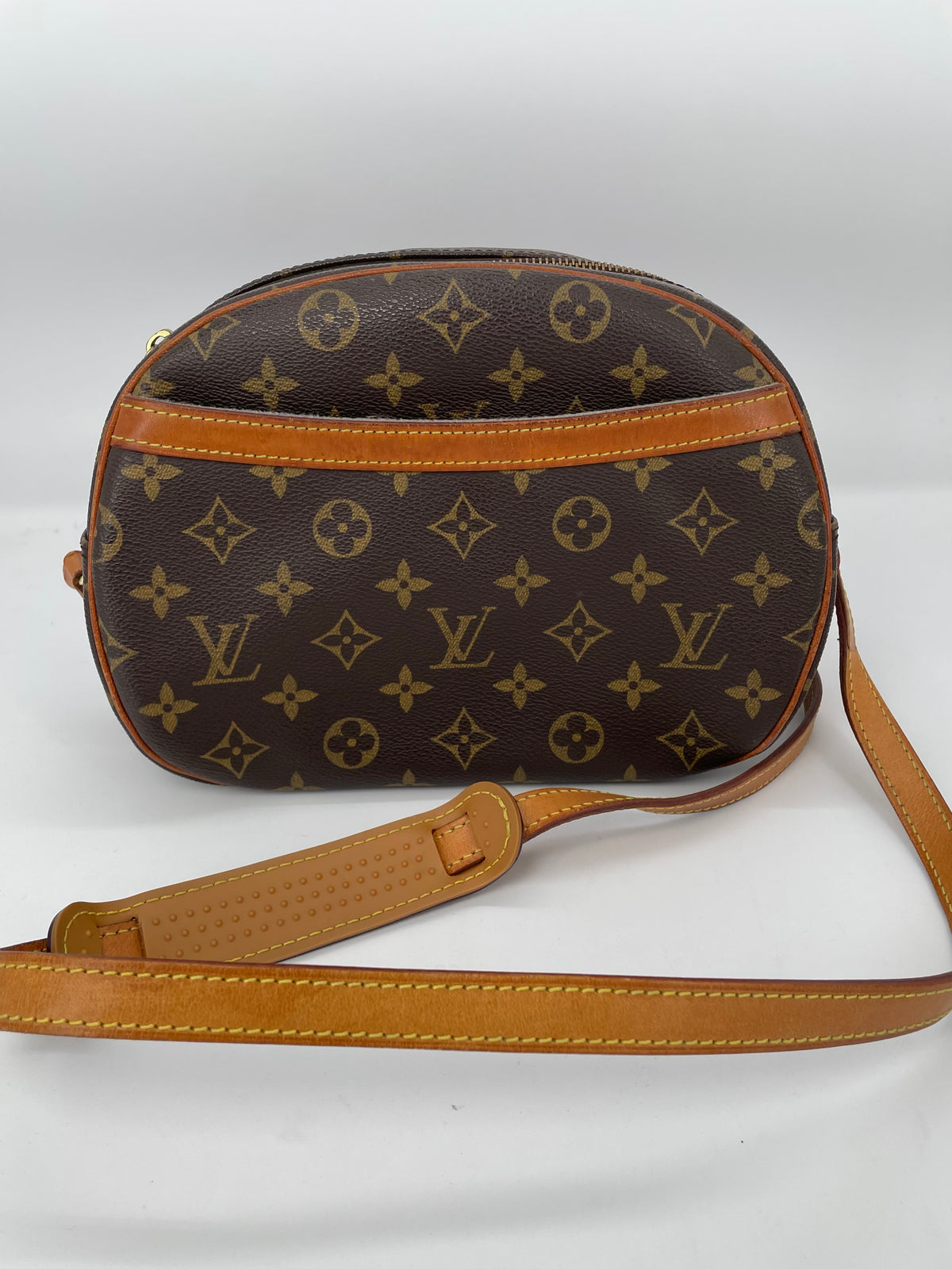 Preloved Louis Vuitton Blois Camera Bag