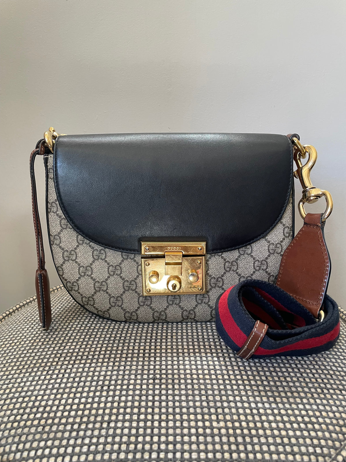 Preloved Gucci GG Supreme Monogram Saddle Lock Messenger Shoulder Bag, Small