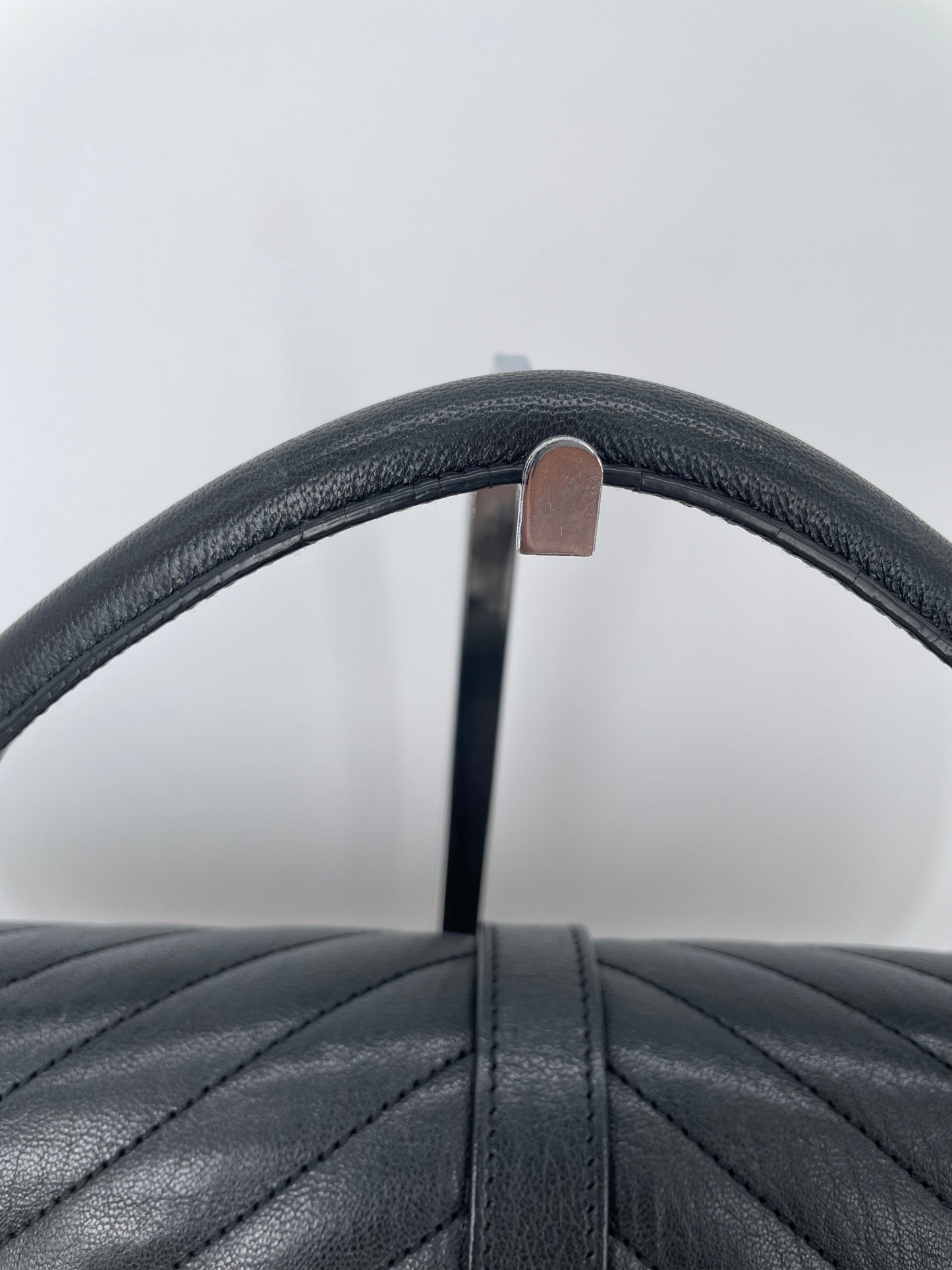 Preloved Saint Laurent Matelasse Chevron Monogram College Bag, Large