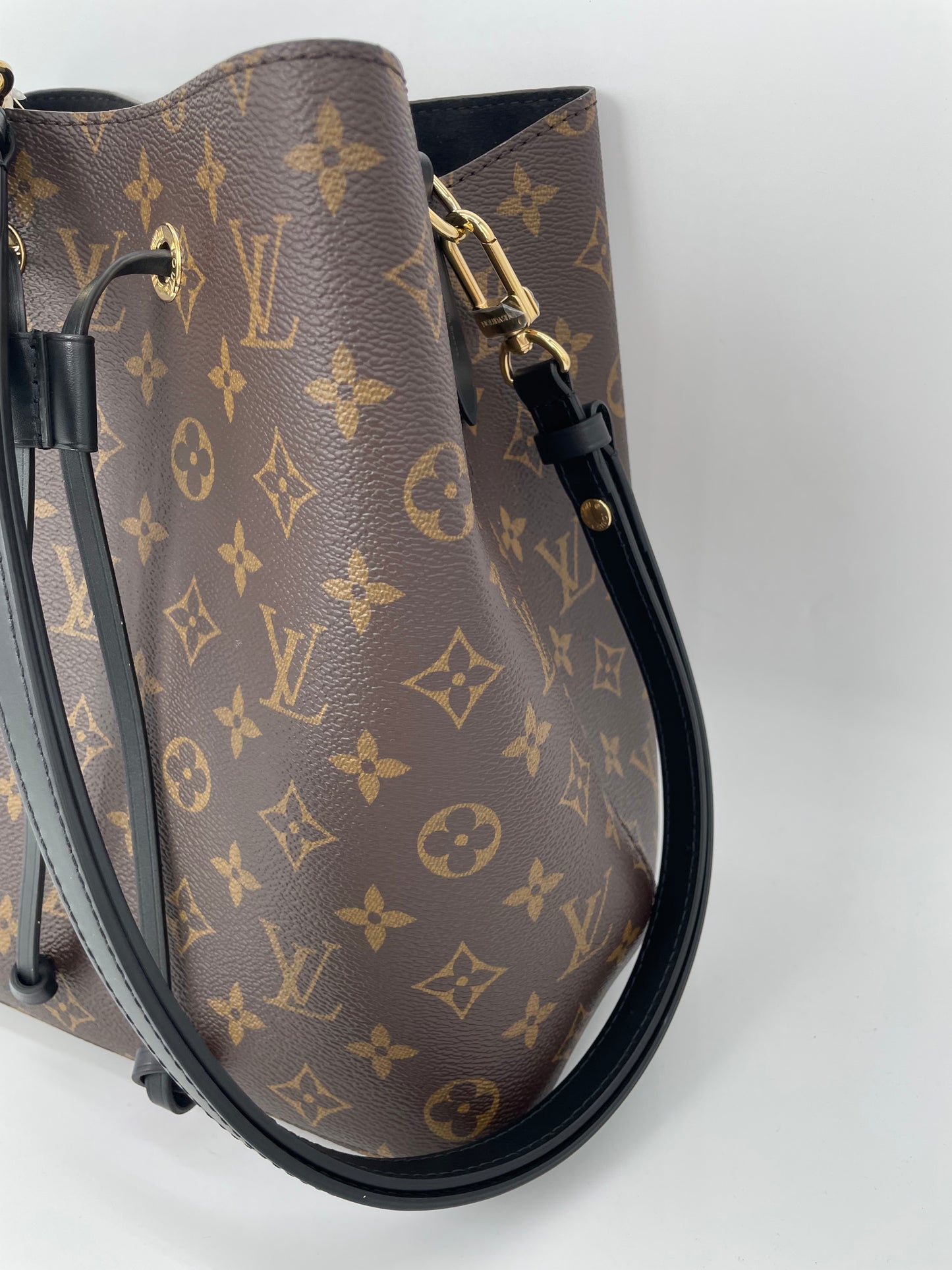 Preloved Louis Vuitton NeoNoe Bucket Bag